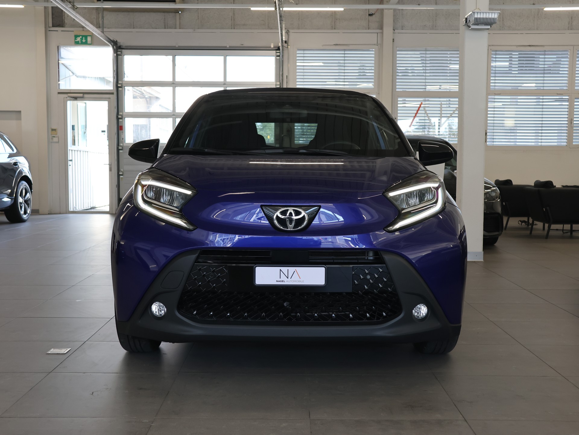 TOYOTA Aygo X 1.0 VVT-i Trend CVT *Sitzheizung* *Rückfahrkamera* *Faltdach*-showroom-element-2