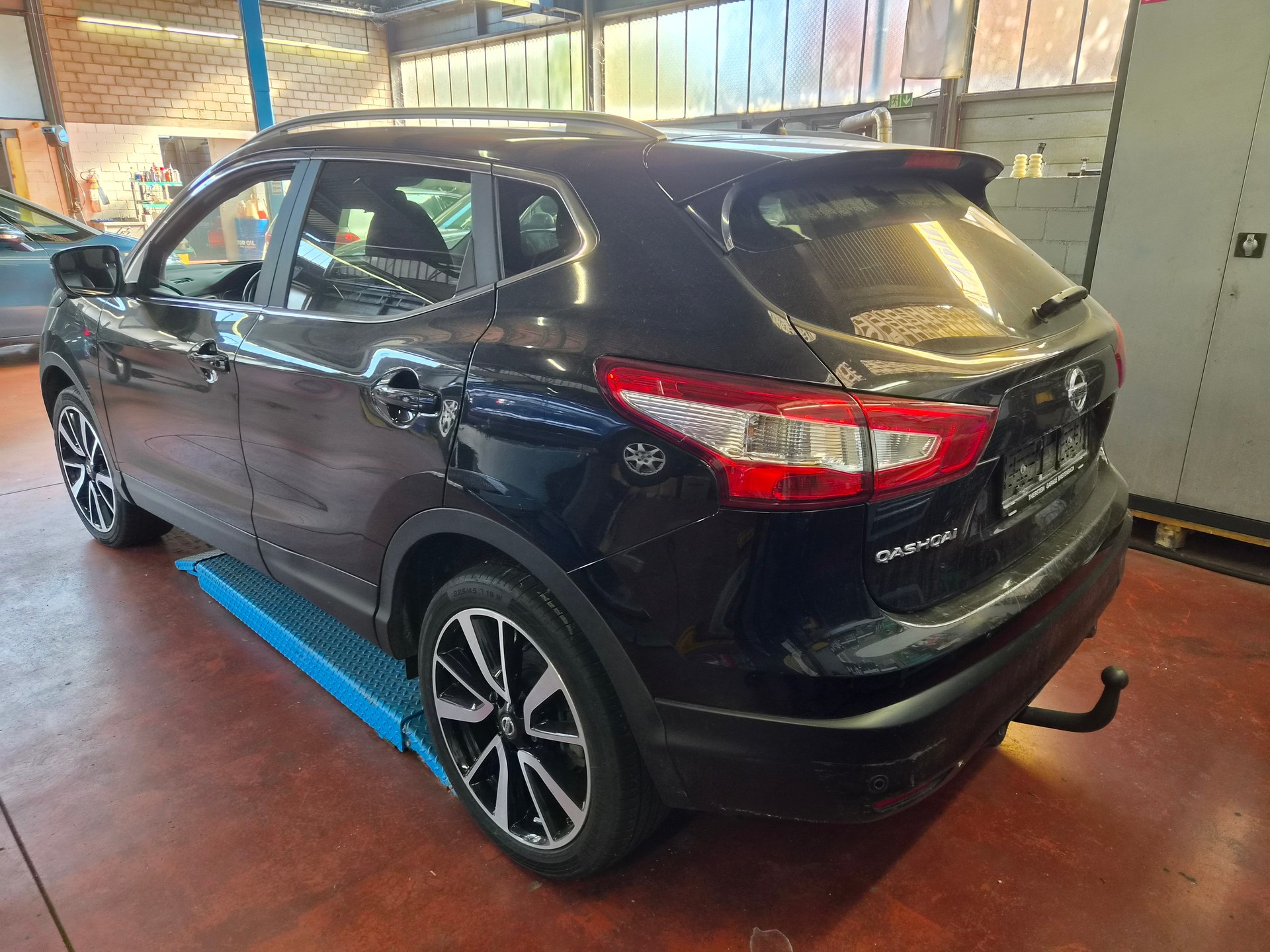 NISSAN Qashqai 1.2 DIG-T tekna Xtronic CVT GETRIEBESCHADEN!-showroom-element-3