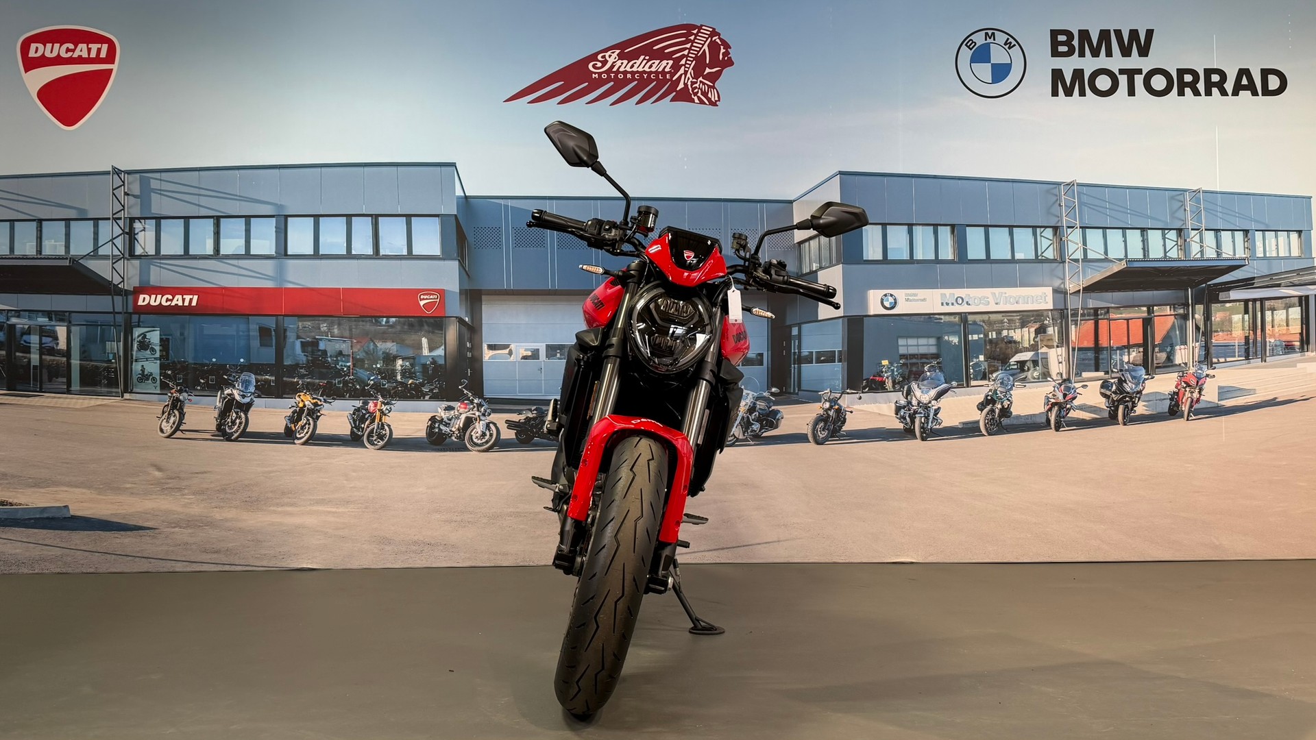 DUCATI Monster+ 890-image-1