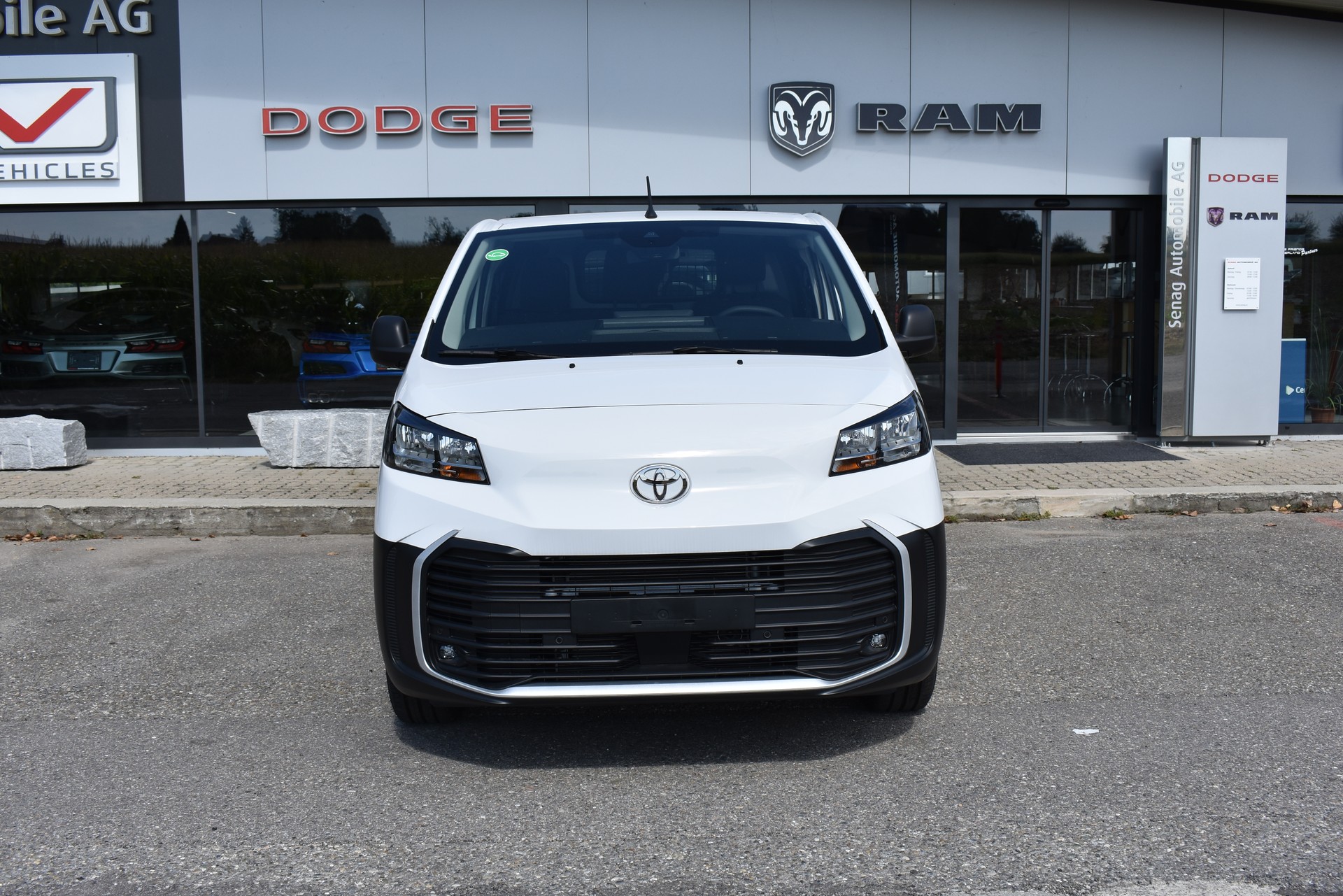 TOYOTA Proace EV 75kWh Medium Active