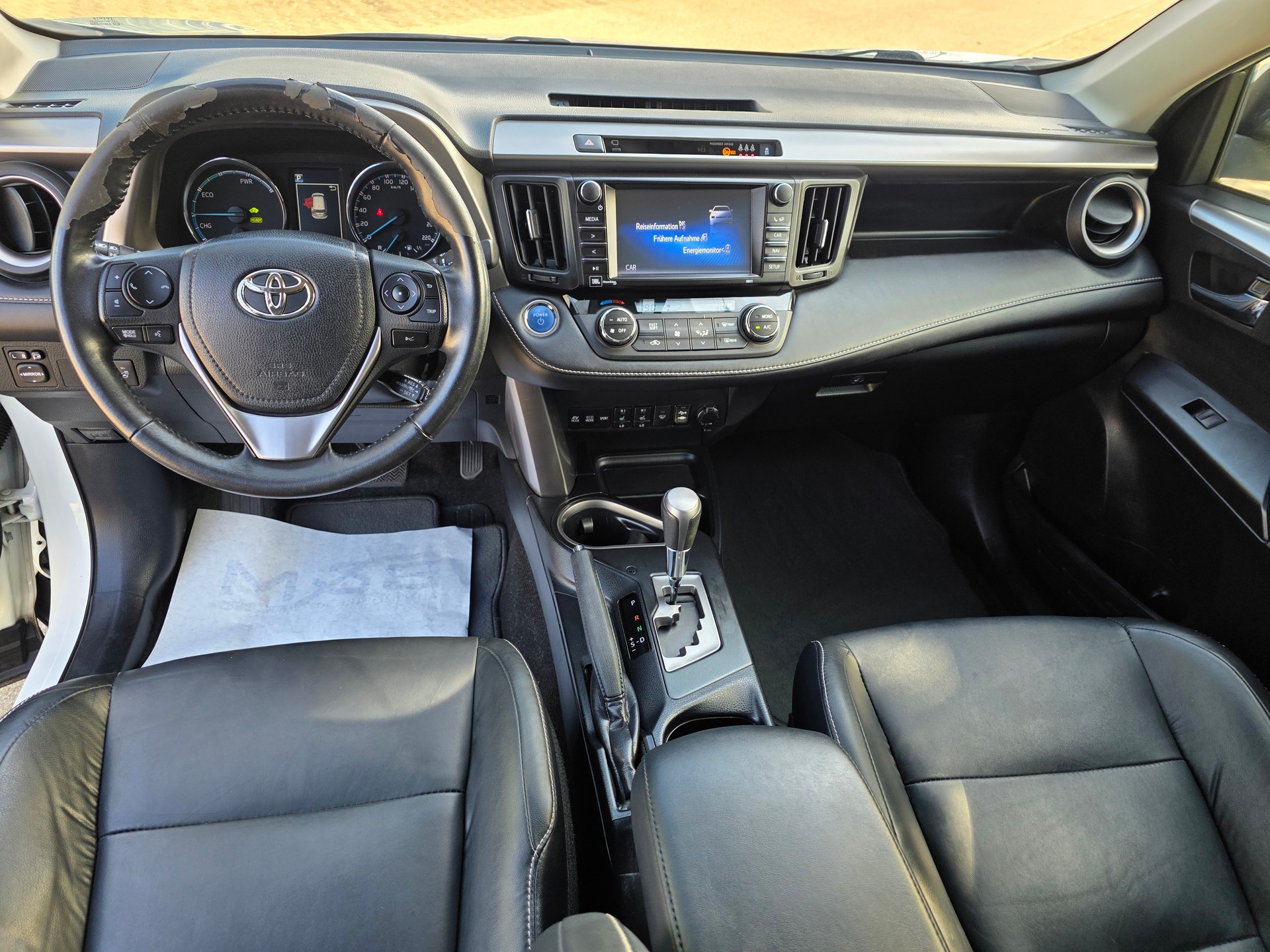 TOYOTA RAV-4 2.5 HSD Sol Premium e-CVT-image-8