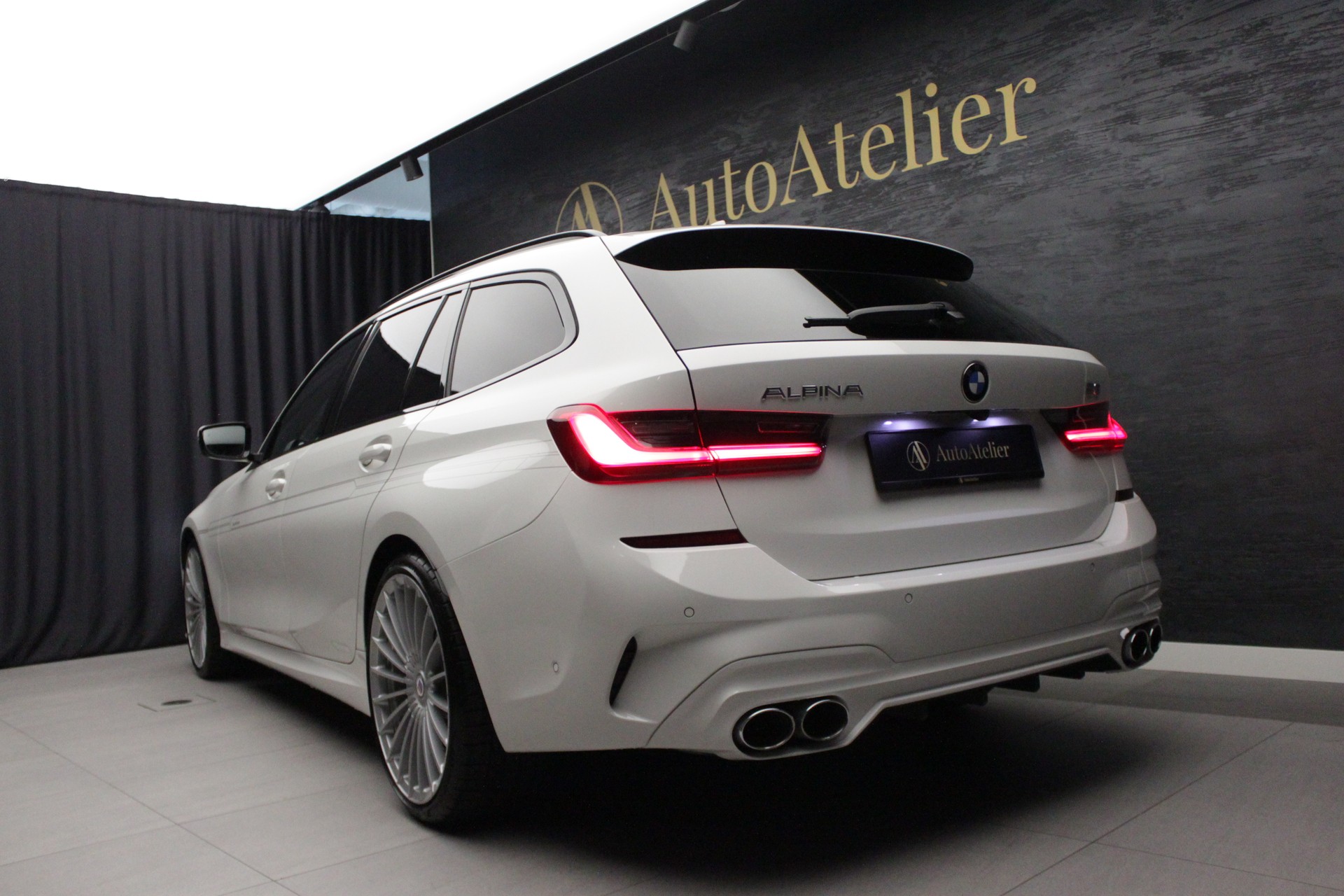 BMW-ALPINA B3 BiTurbo Touring 3.0 xDrive Switch-Tronic-image-12