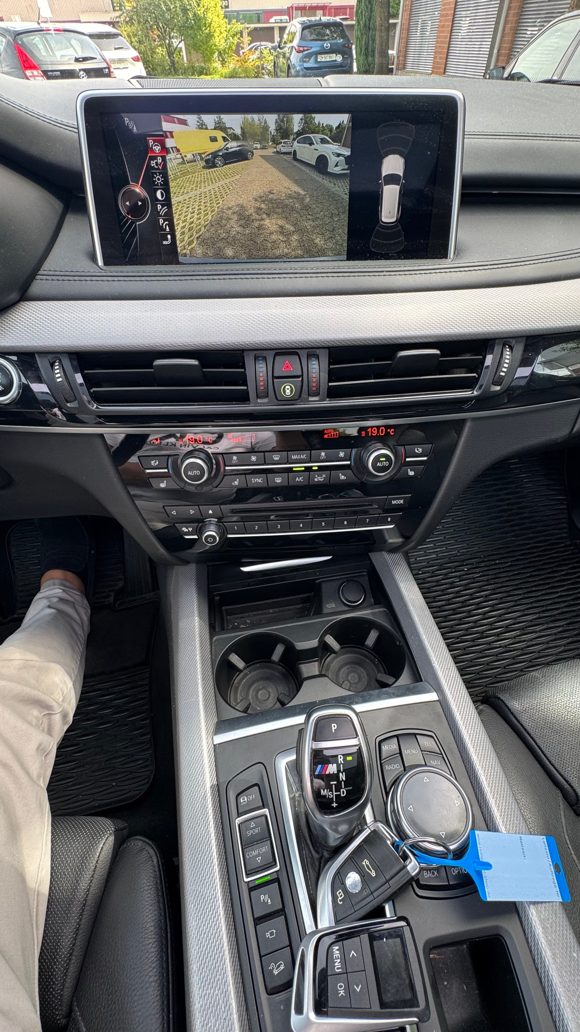 BMW X5 xDrive M50d Steptronic-image-15