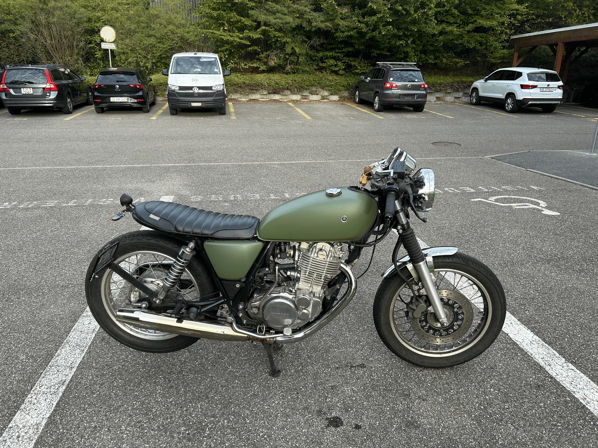 YAMAHA SR 400