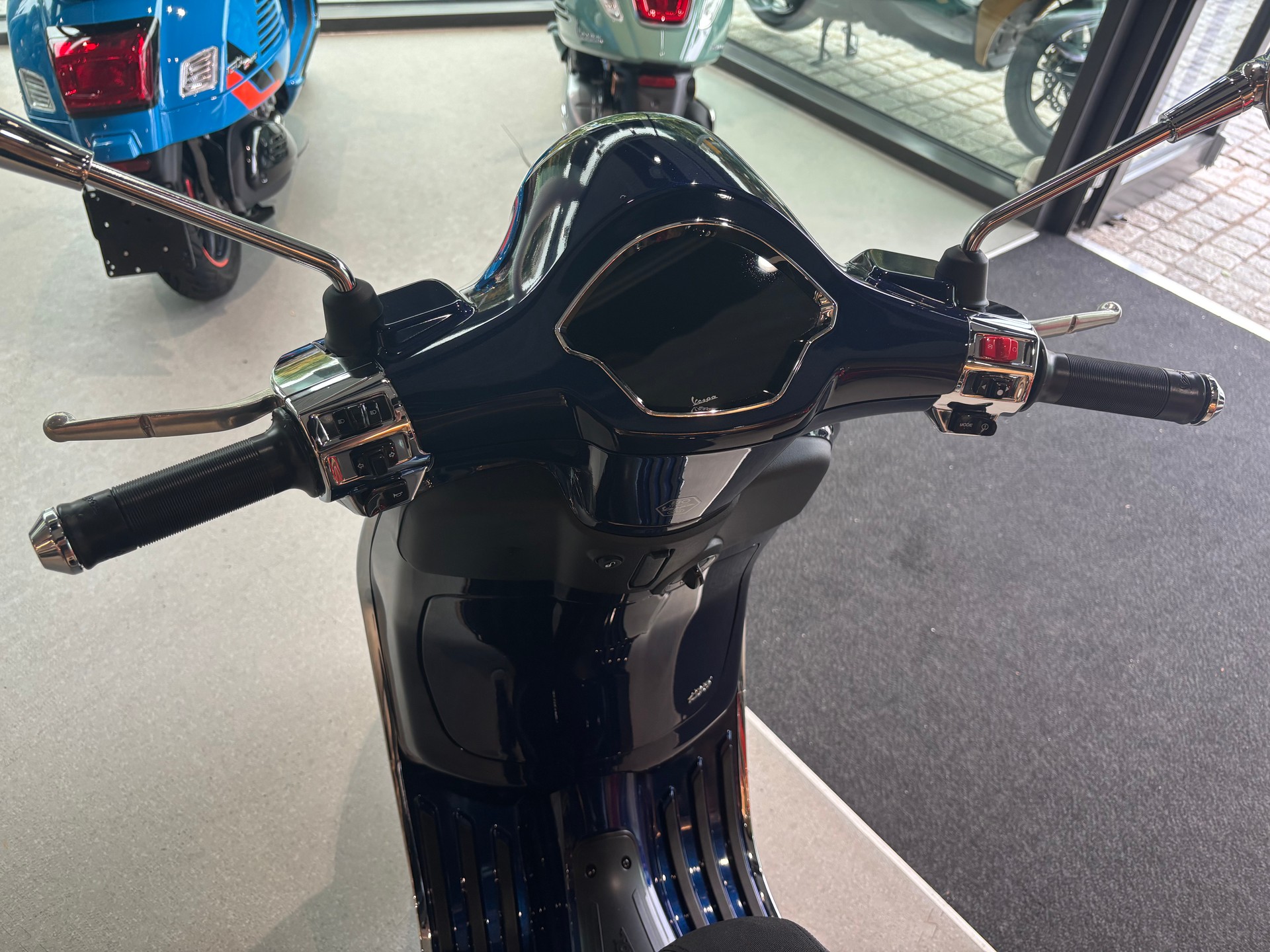 PIAGGIO Vespa Primavera 125 E5+-image-5