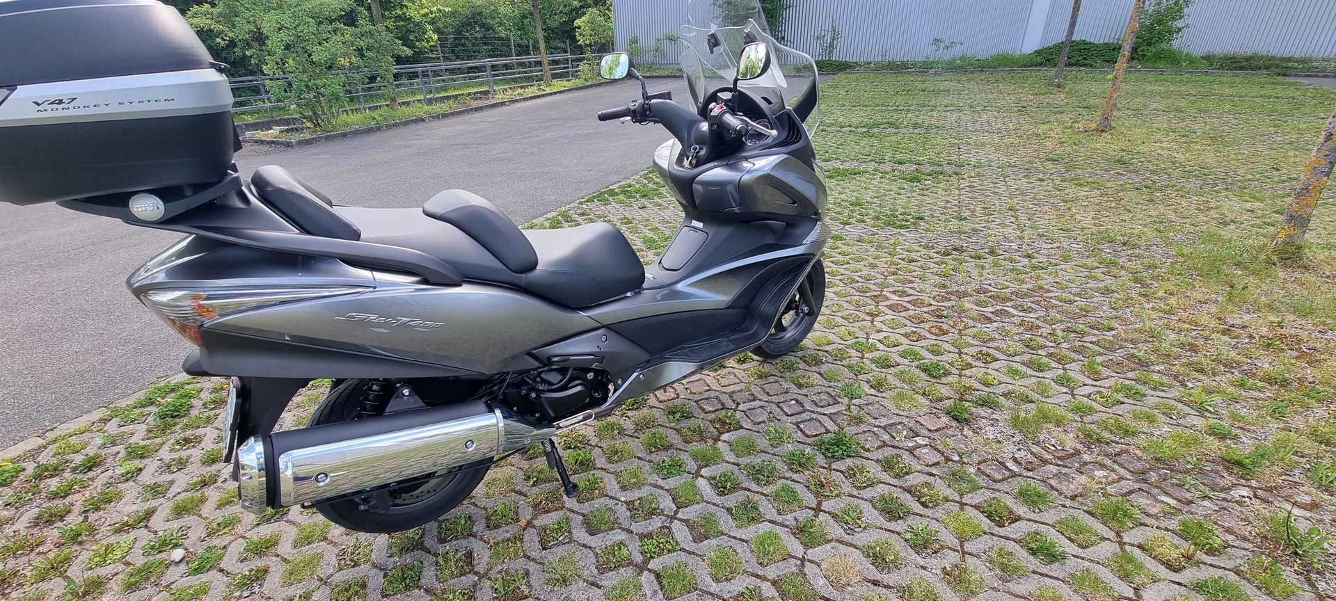 HONDA SW-T400A-image-1