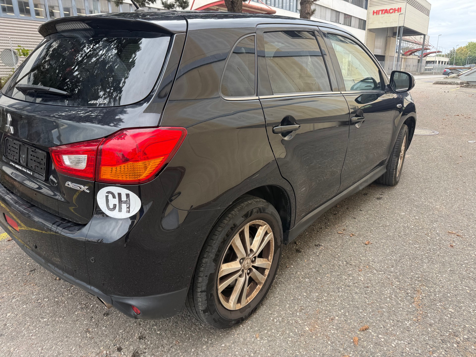 MITSUBISHI ASX 2.2 DID Intense 4WD Automatic-image-2