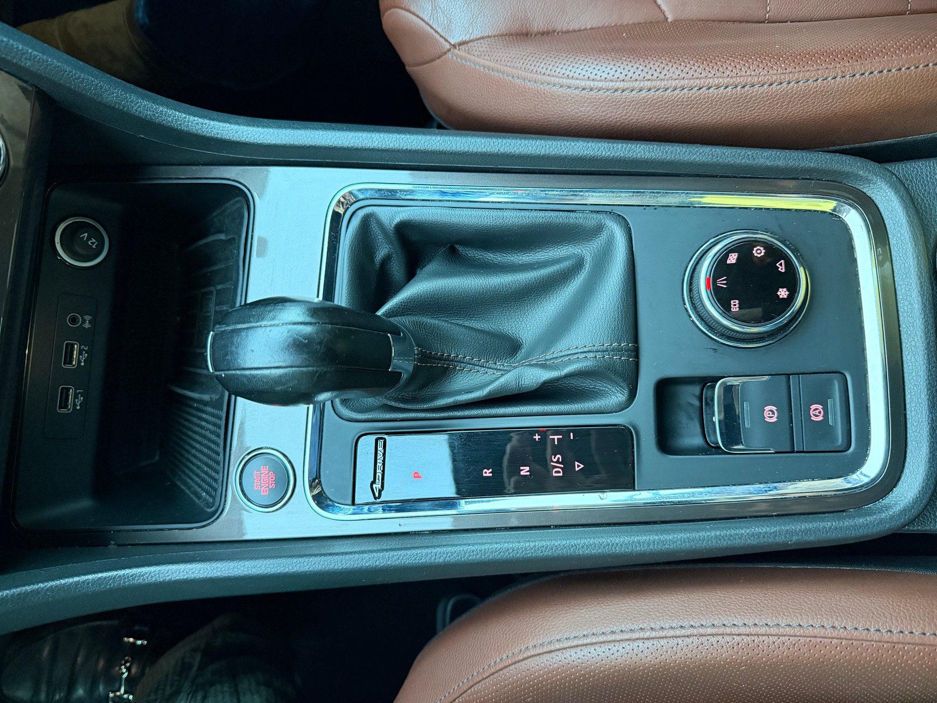 SEAT 2.0 TDI Xcellence 4Drive DSG-image-8