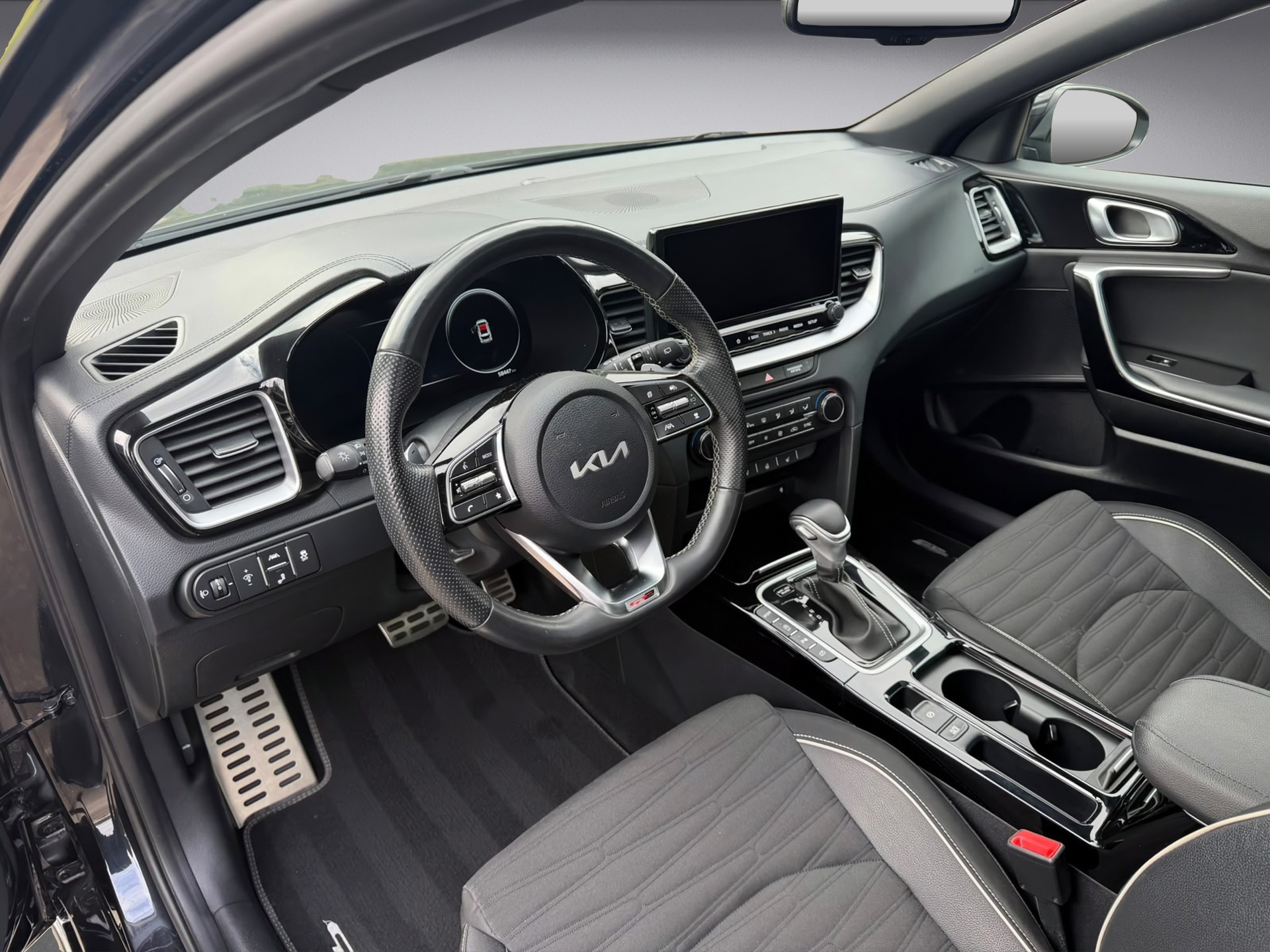 KIA Ceed 1.5 T-GDi GT Line DCT * 160 PS * Benziner *-image-8