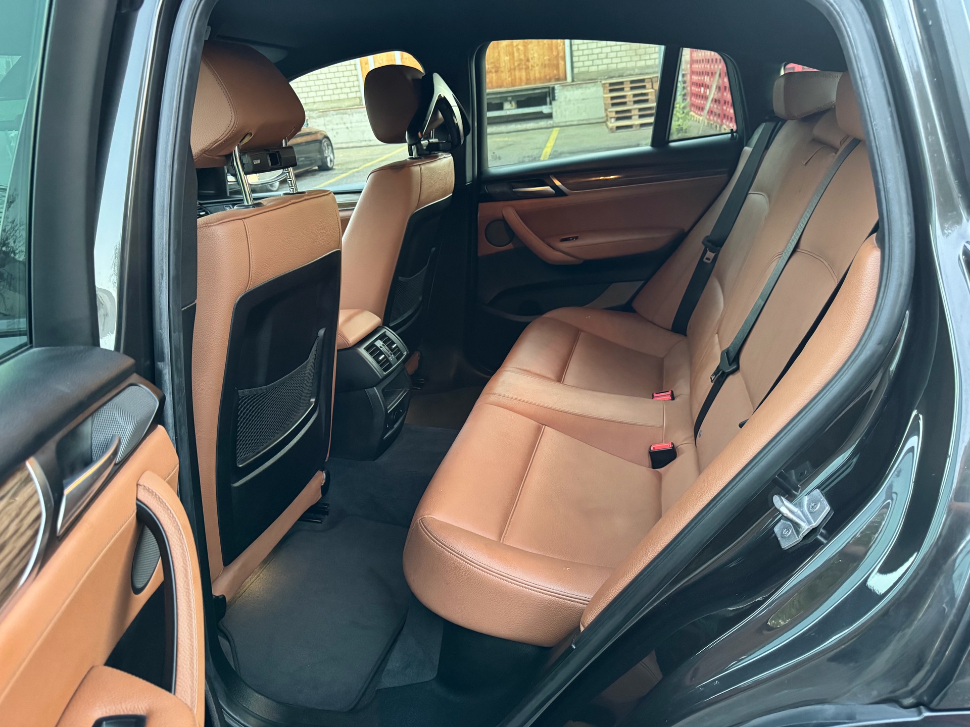 BMW X4 M 40i Steptronic-image-17