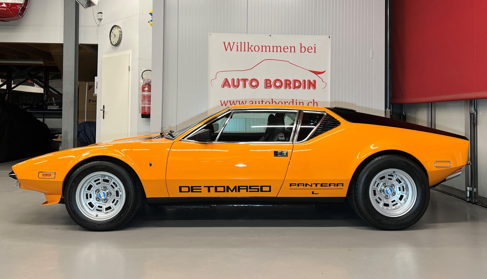 DE TOMASO PANTERA L 874 ORANGE/BLACK-image-2
