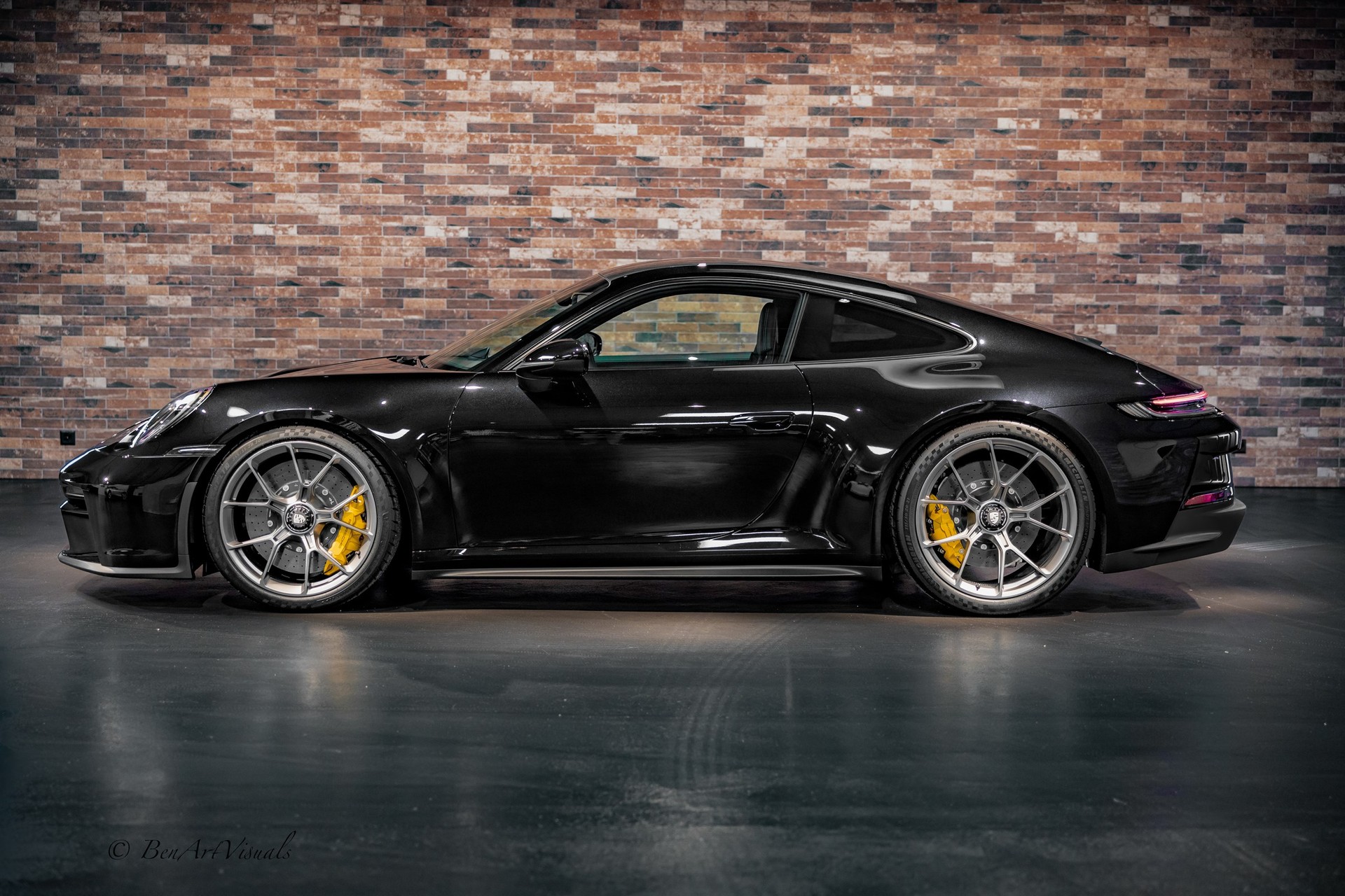 PORSCHE 911 GT3 Touring PDK-image-4