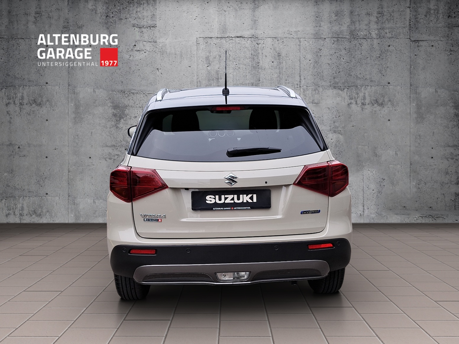 SUZUKI Vitara 1.5 Piz Sulai Top Hybrid-showroom-element-3