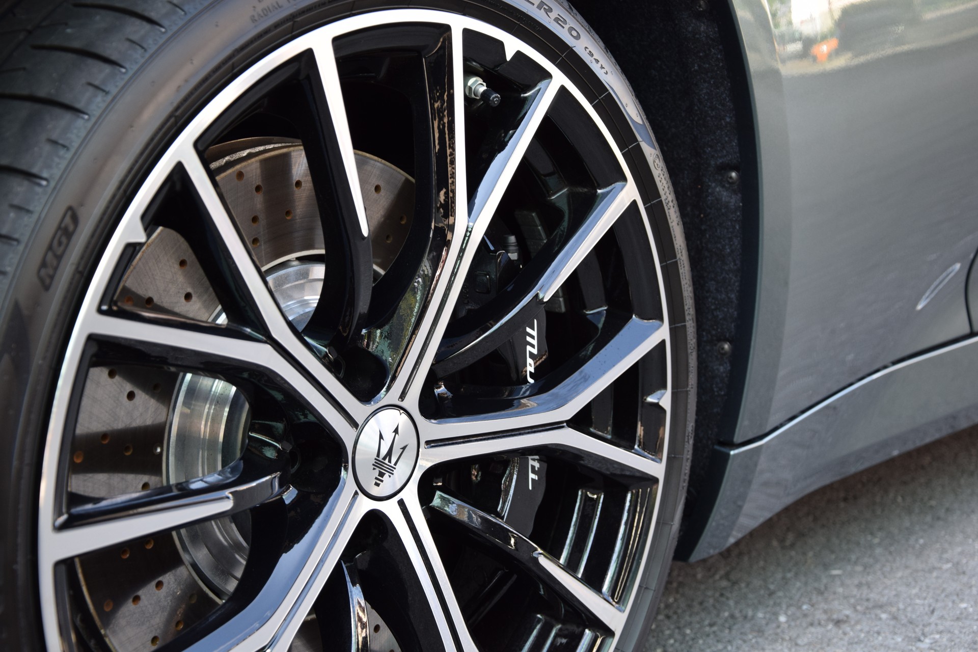 MASERATI Grancabrio Modena-image-6
