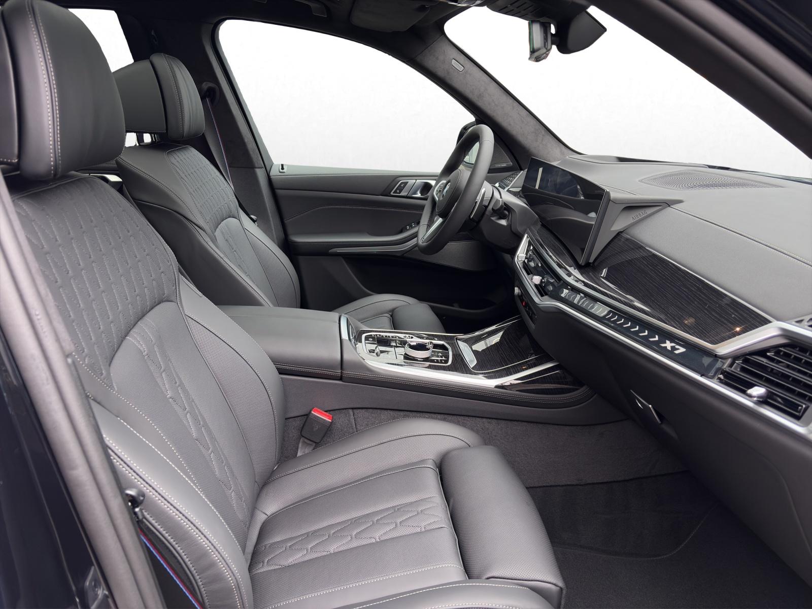 BMW X7 40d xDrive-image-15