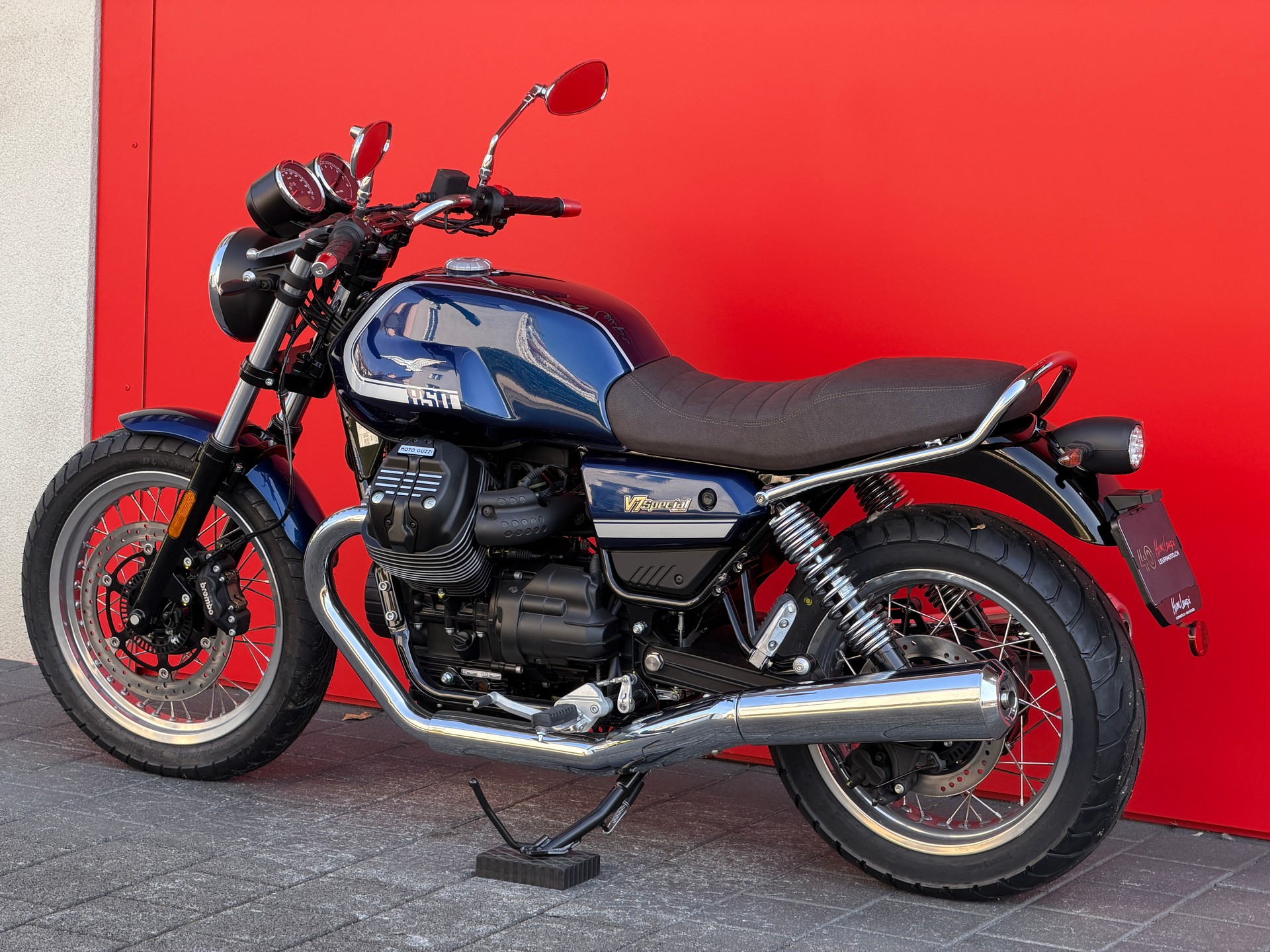 MOTO GUZZI V7 IV 850 Special (35kW)-image-15