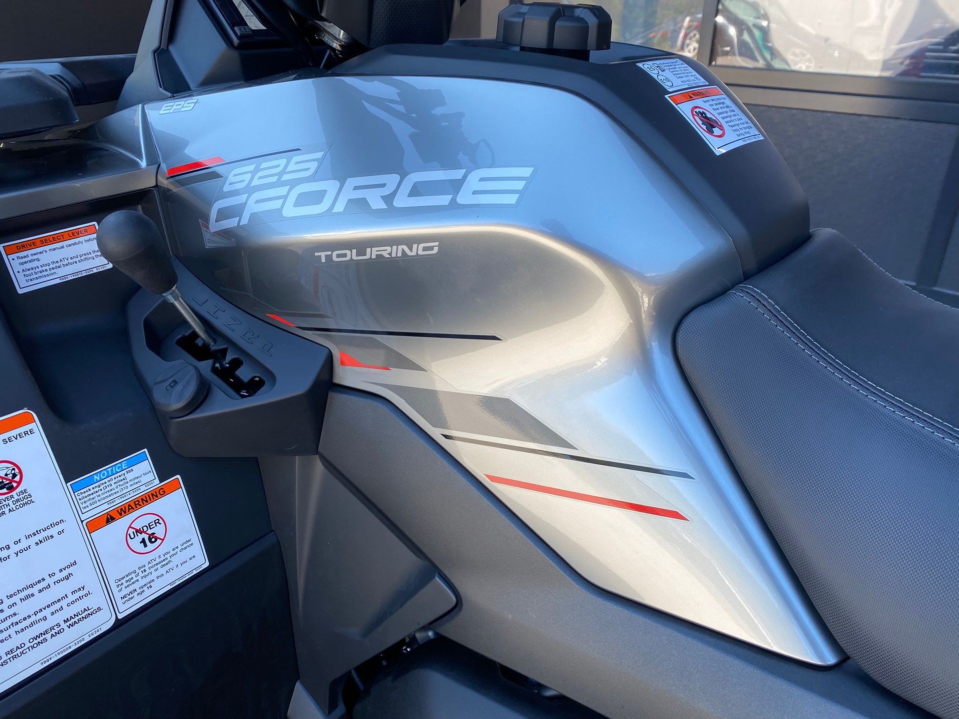 CF MOTO Cforce 625 DLX EPS 4x4-image-5