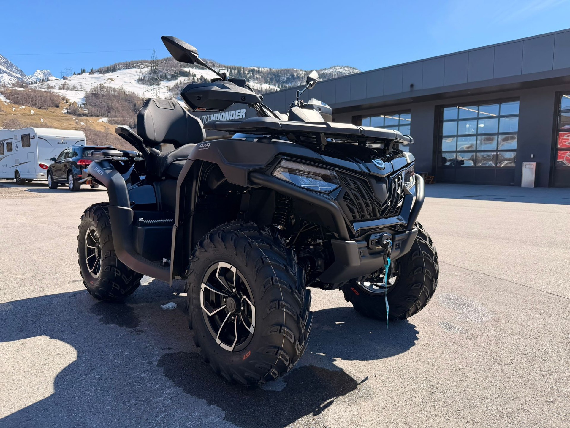 CF MOTO Cforce 625 DLX EPS 4x4-image-1