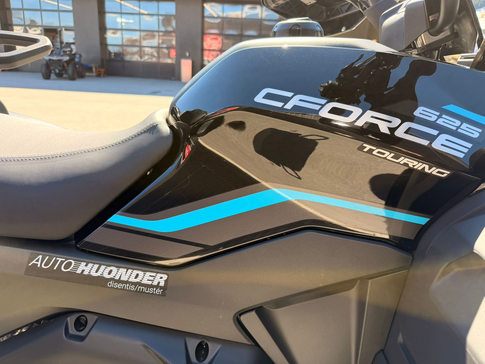 CF MOTO Cforce 625 DLX EPS 4x4-image-11