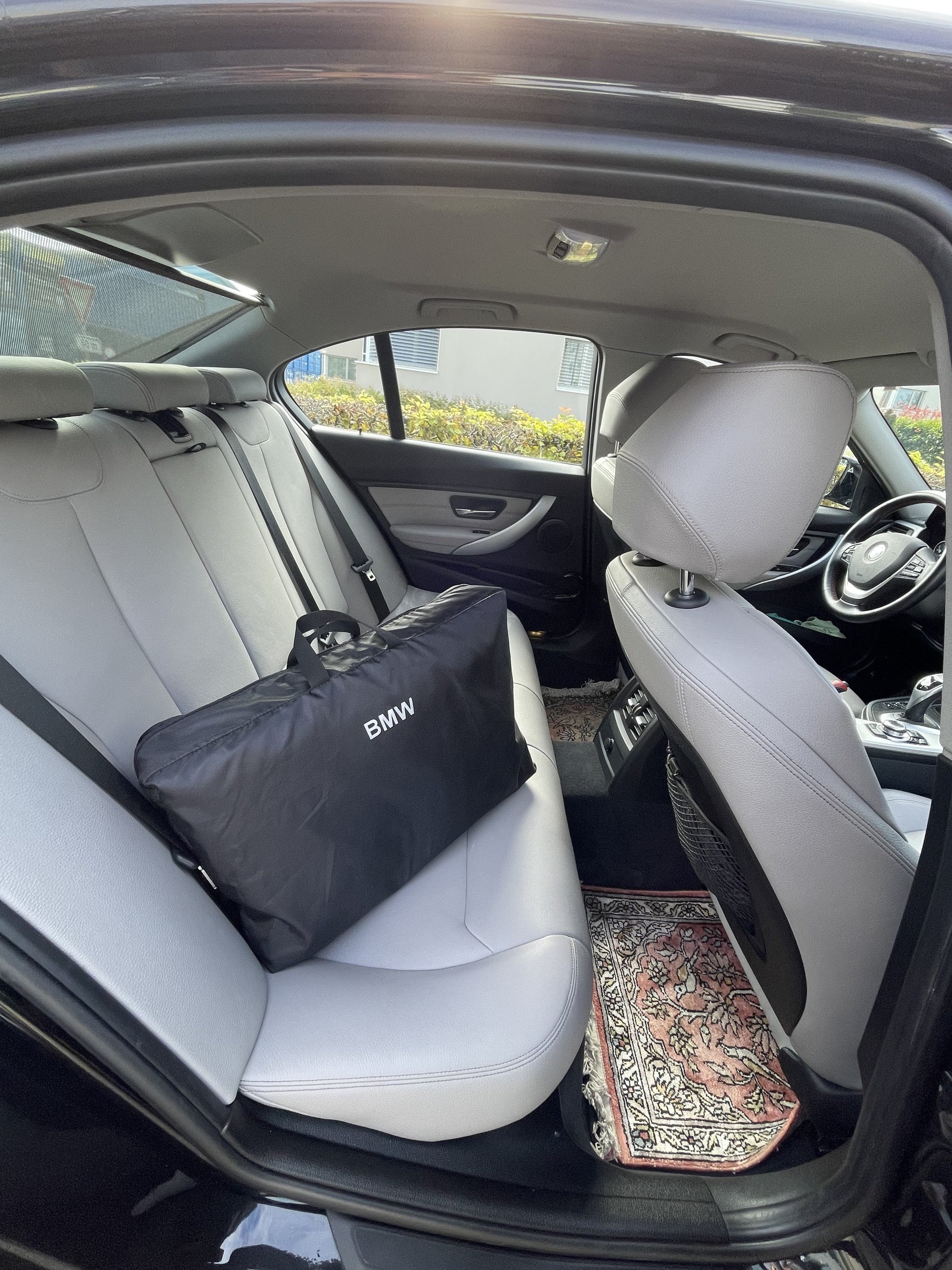 BMW 335i Sport Line-image-10