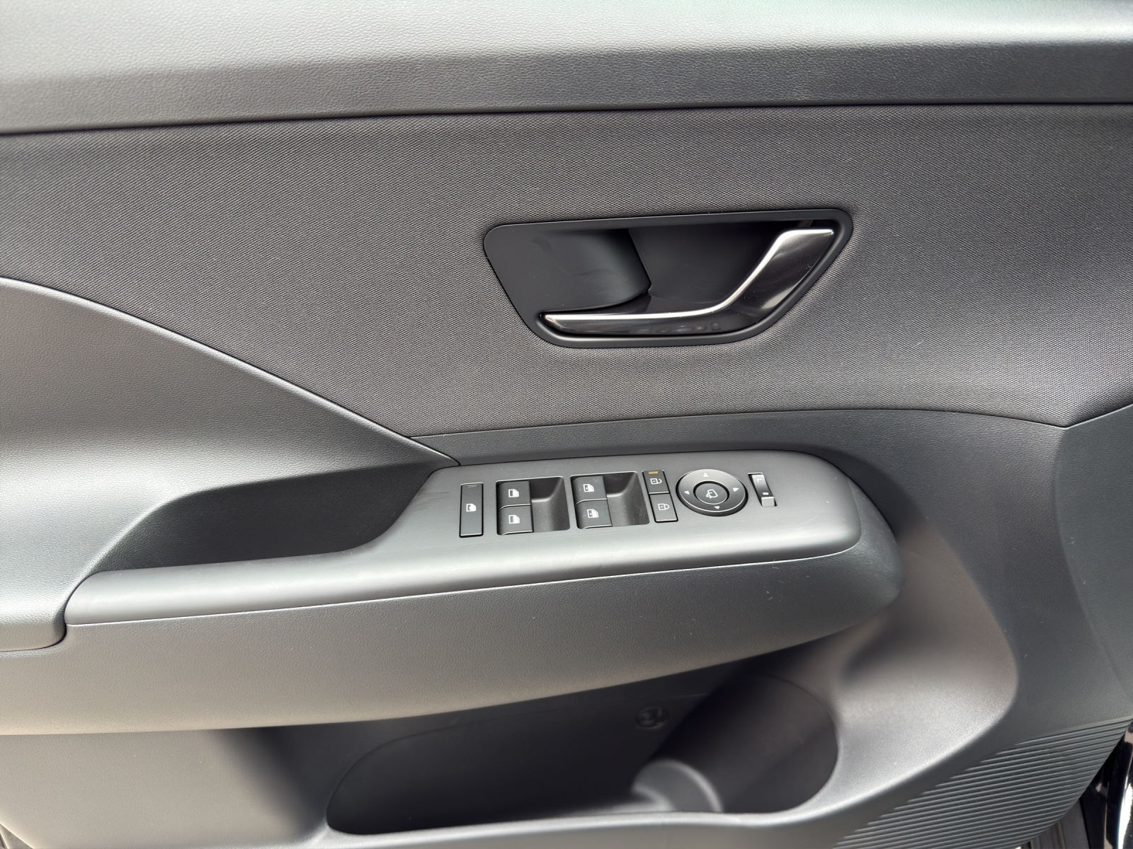 HYUNDAI Kona 1.6 GDi HEV N Line DCT-image-11