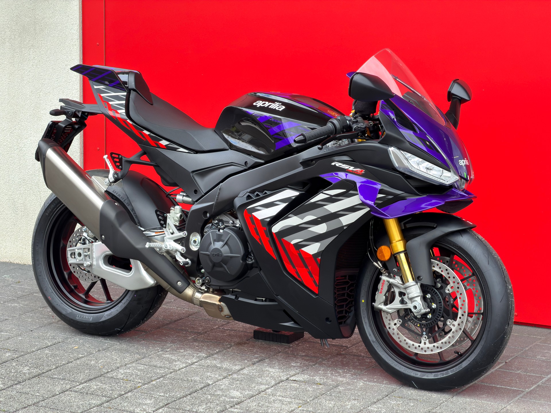 APRILIA RSV4 1100 E5+ Factory-image-13
