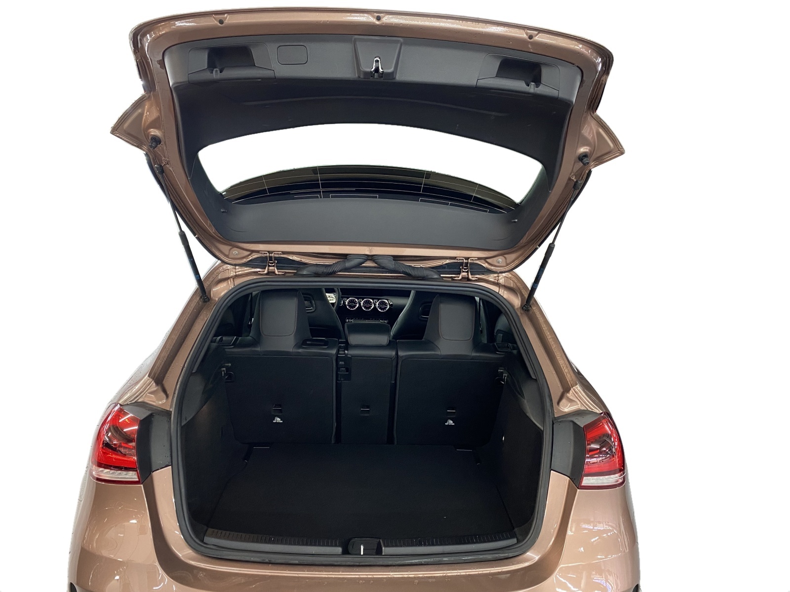 MERCEDES-BENZ A 180 Night Star AMG Line-image-4