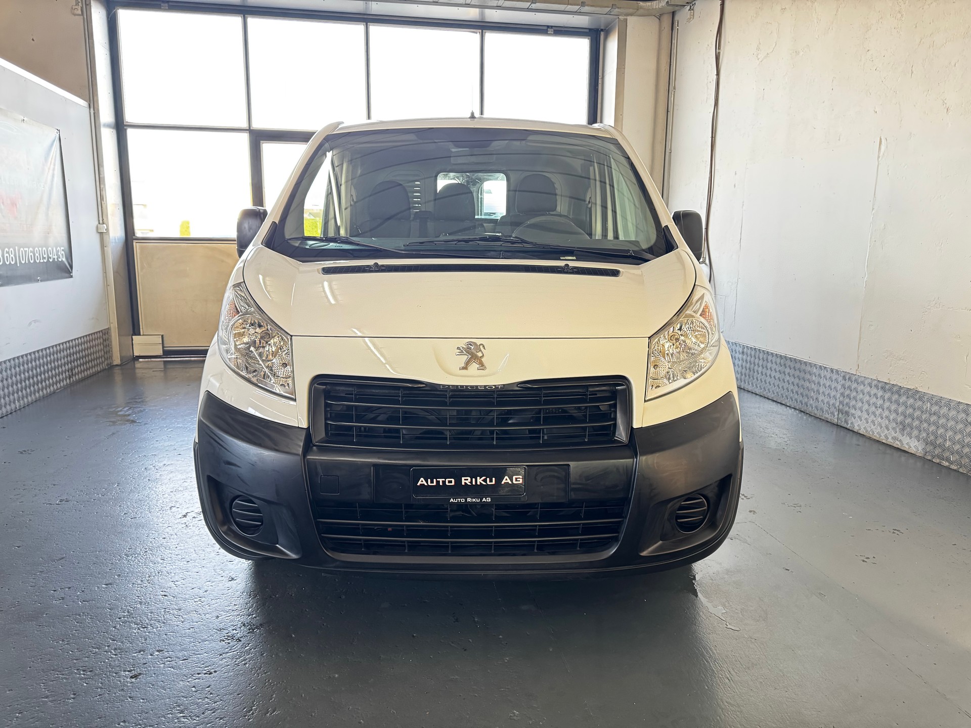 PEUGEOT Expert 2.0 HDi 229 L2H1-showroom-element-3