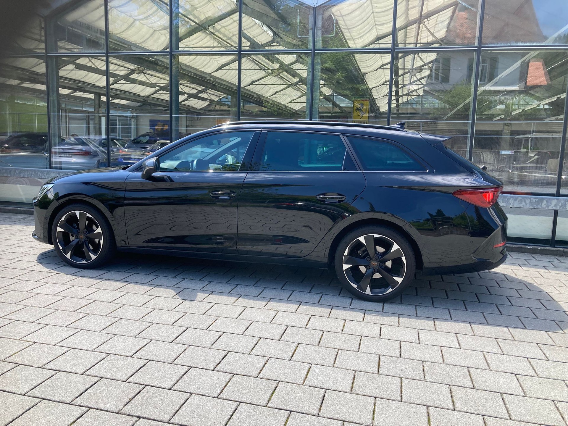 CUPRA LEON 1.5 TSI DSG-image-4