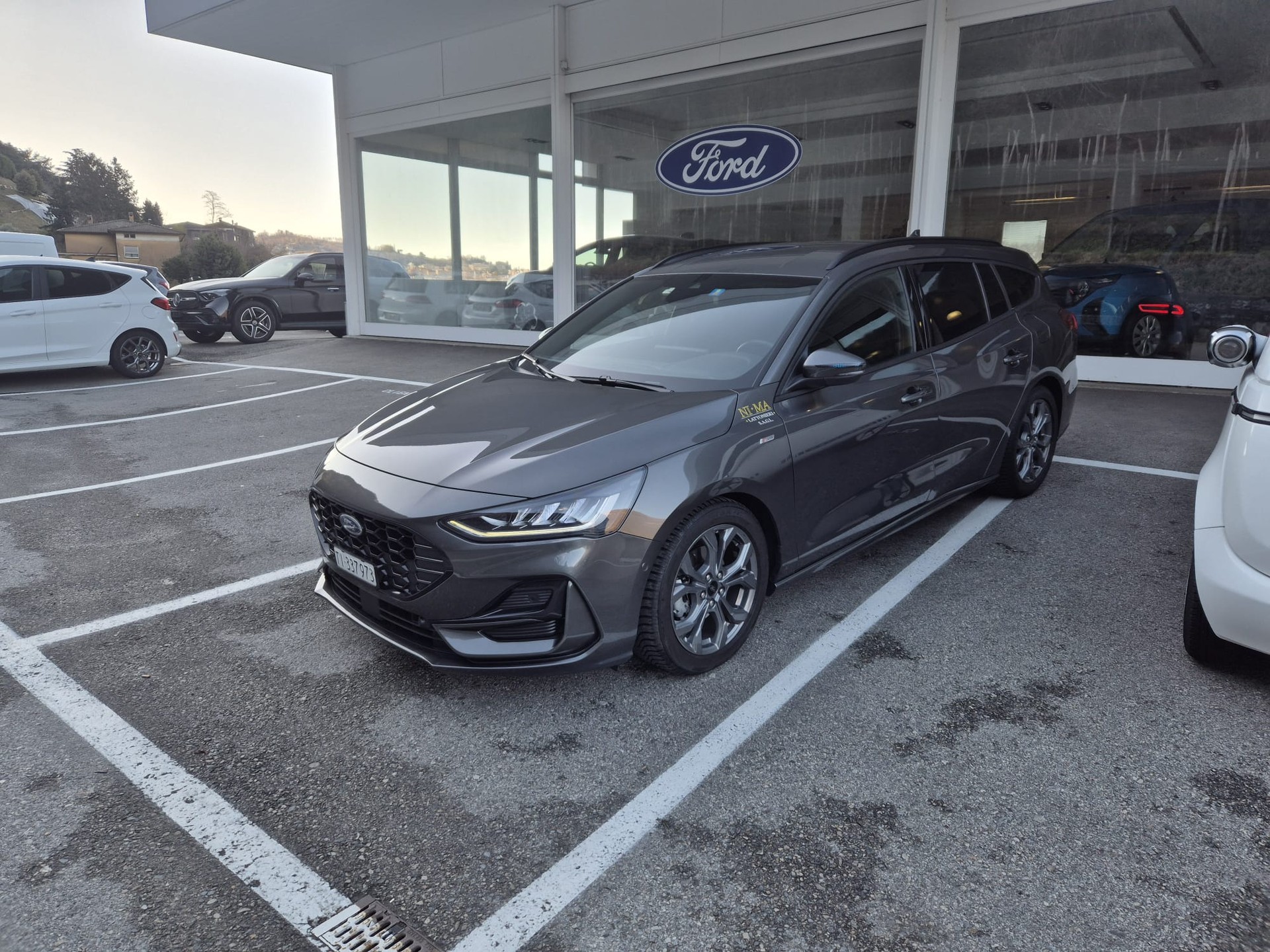 FORD Focus 1.0 MHEV ST-Line X Automat-image-2