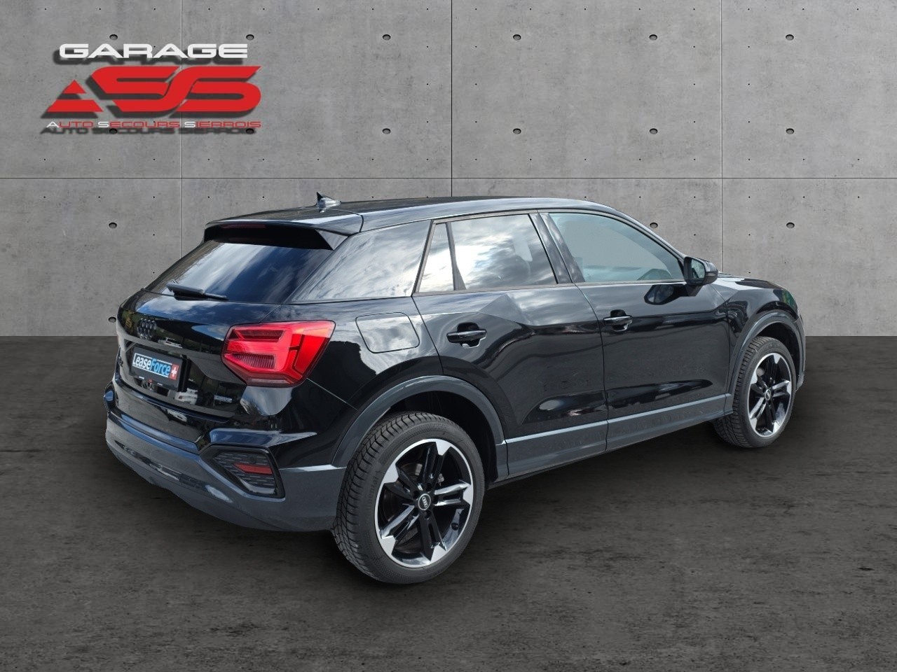AUDI Q2 40 TFSI advanced Attraction quattro S-tronic-showroom-element-2