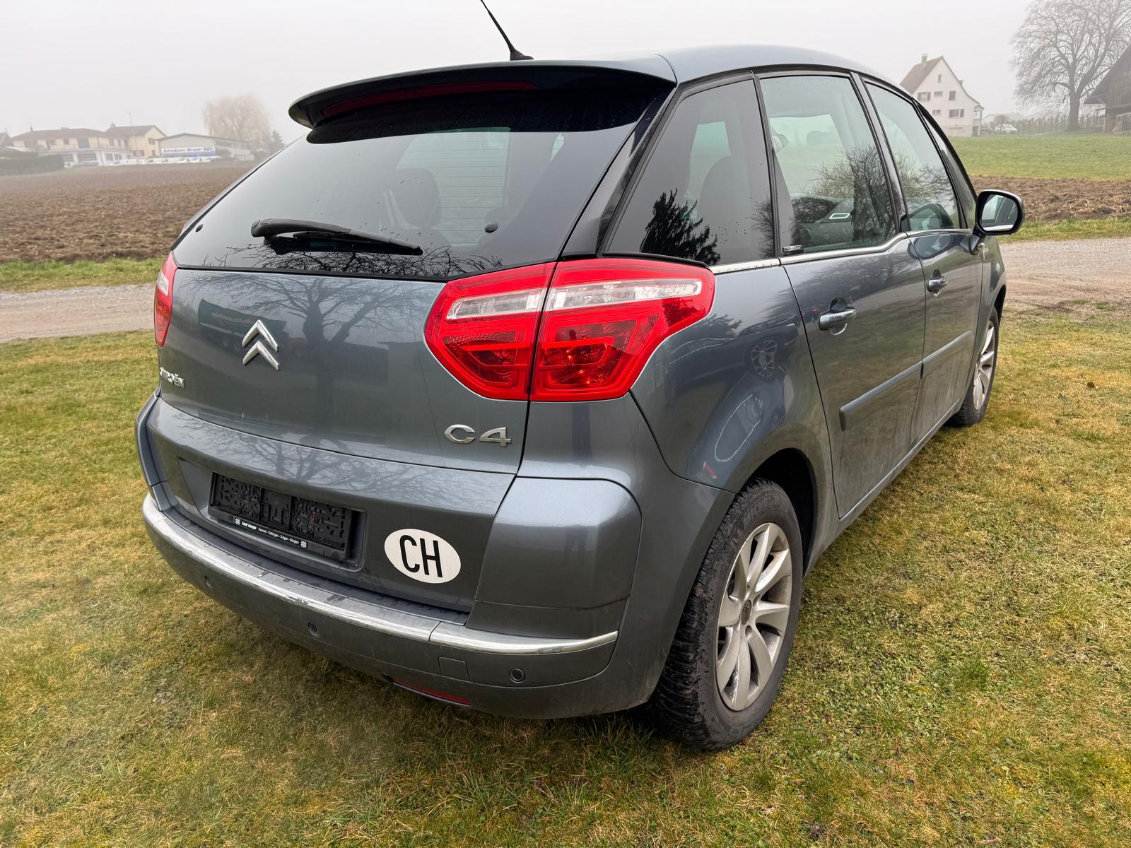 CITROEN C4 Picasso 1.6i 16V THP Exclusive+ Automatic-image-8