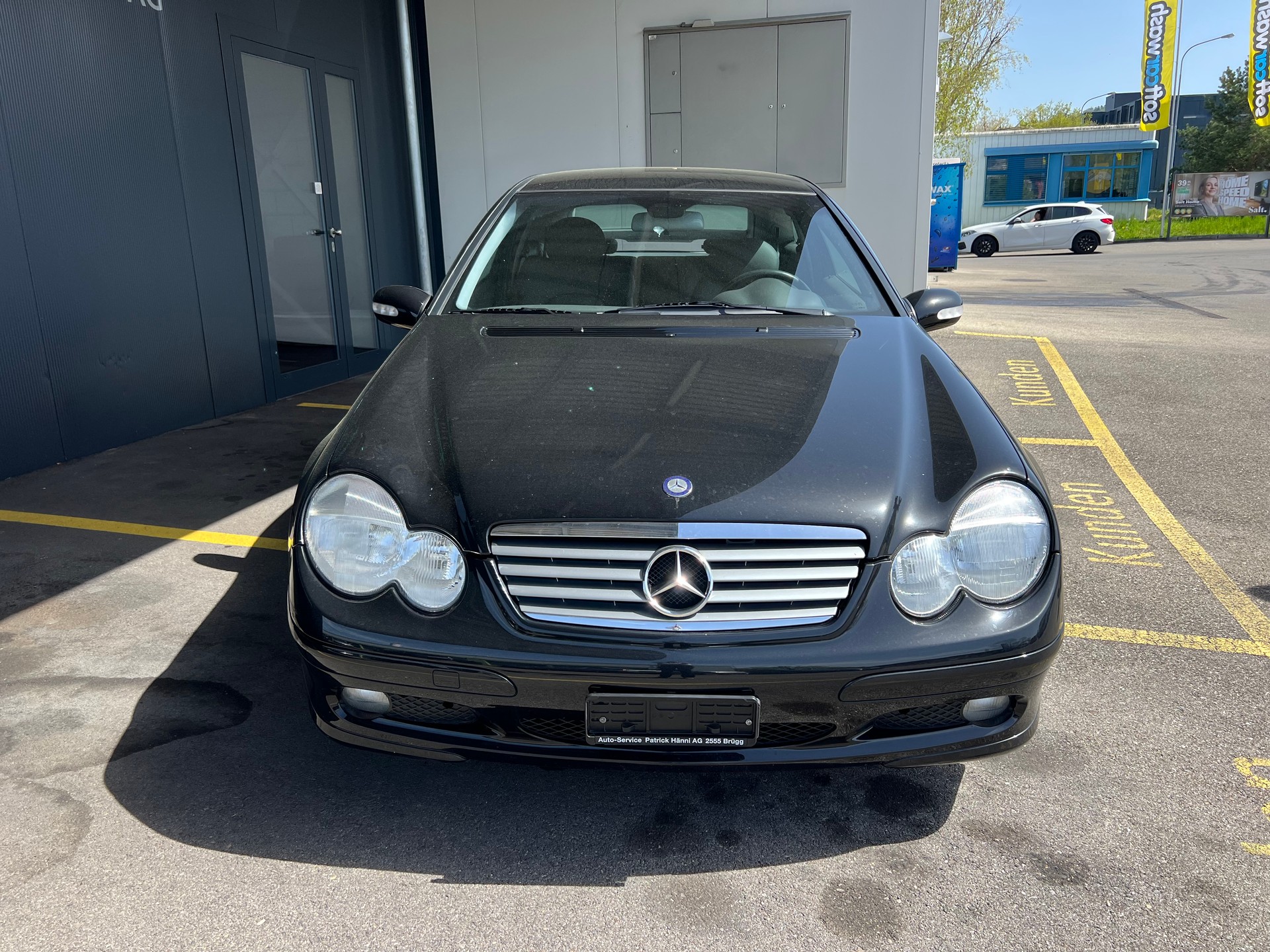 MERCEDES-BENZ C 180-image-2