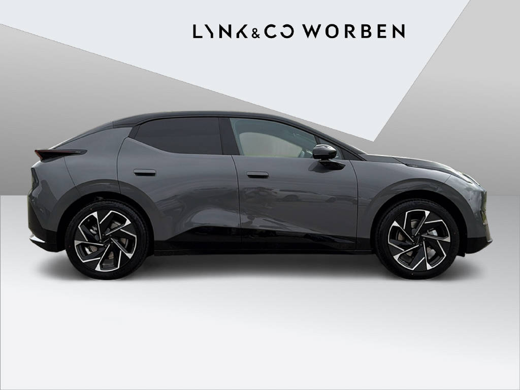 LYNK & CO 02-image-5