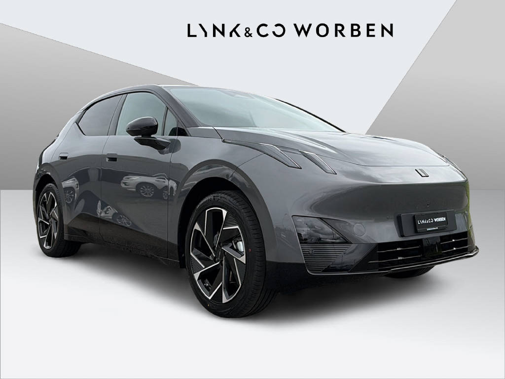 LYNK & CO 02-showroom-element-3