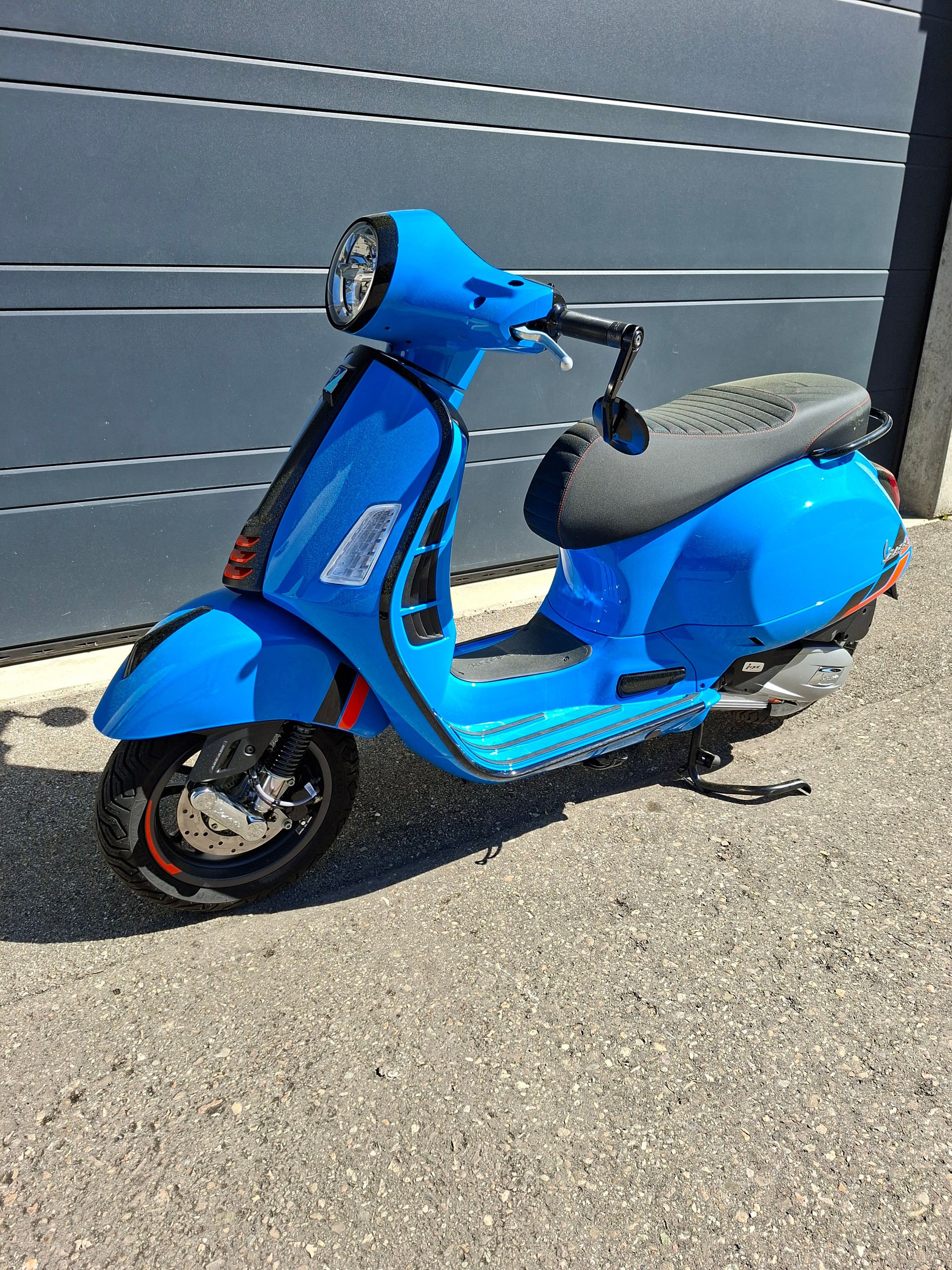 PIAGGIO Vespa GTS 125 Super Sport ABS-image-3