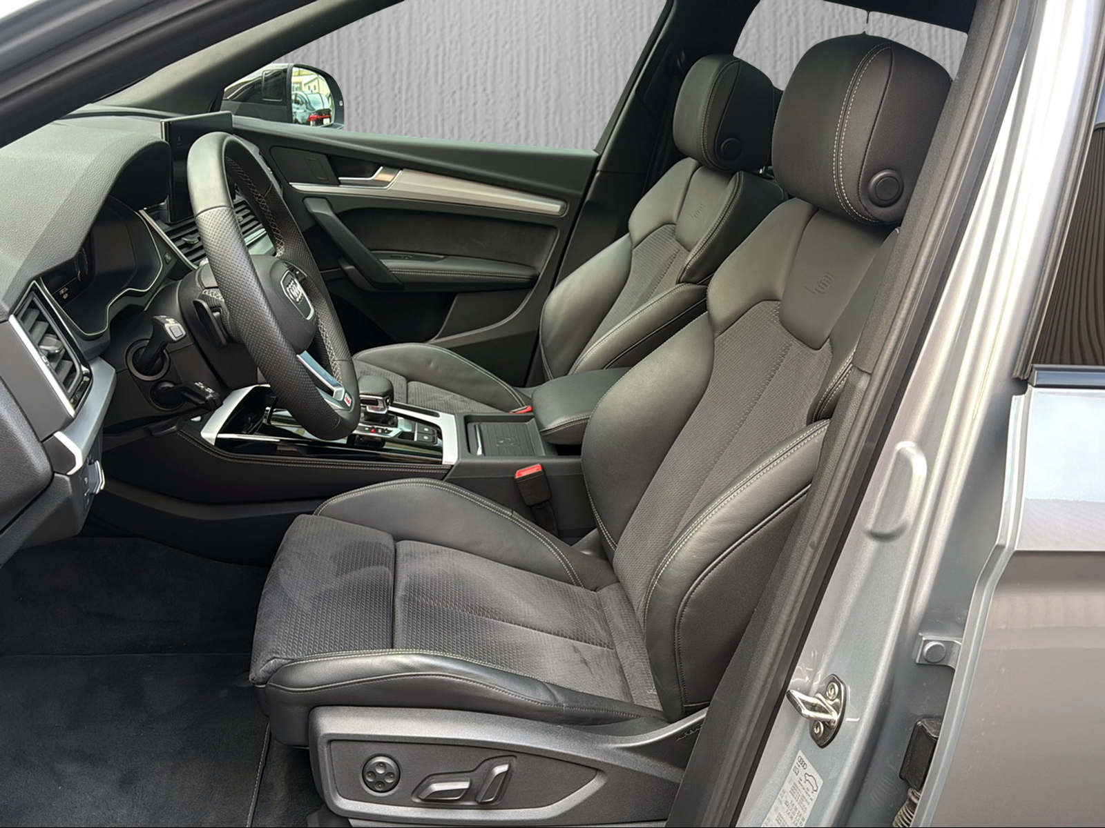 AUDI Q5 55 TFSI e PHEV S line quattro S-tronic*AHK*Panoramadach*5 j. Audi Garantie*-image-7