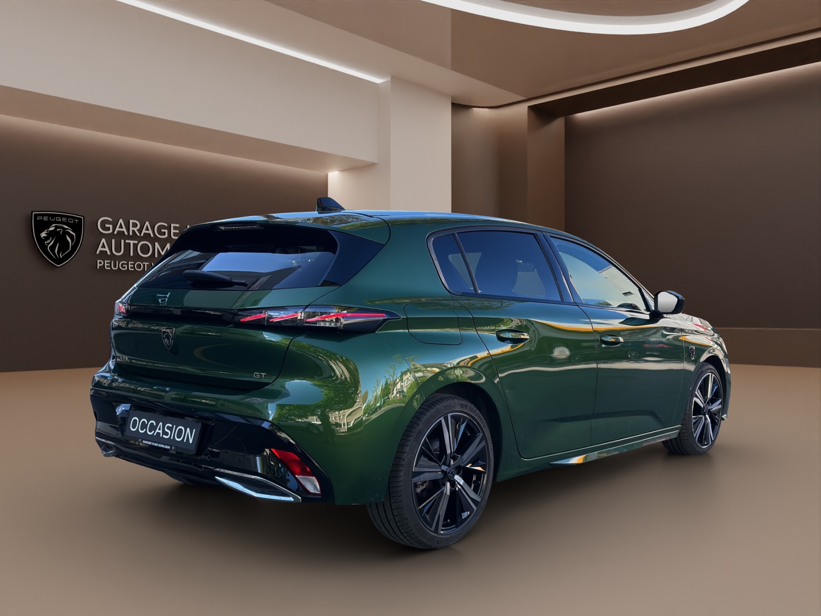 PEUGEOT 308 1.2 Pure Tech GT Pack EAT8-image-4