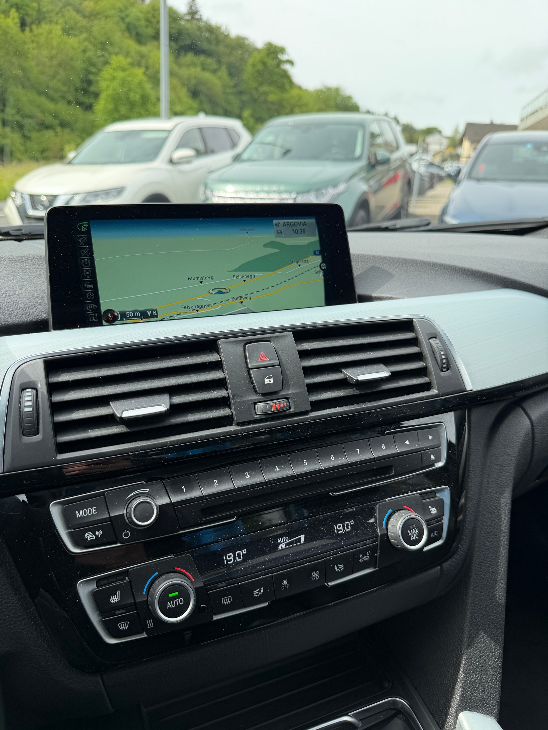 BMW 330e iPerformance M Sport Steptronic-image-14