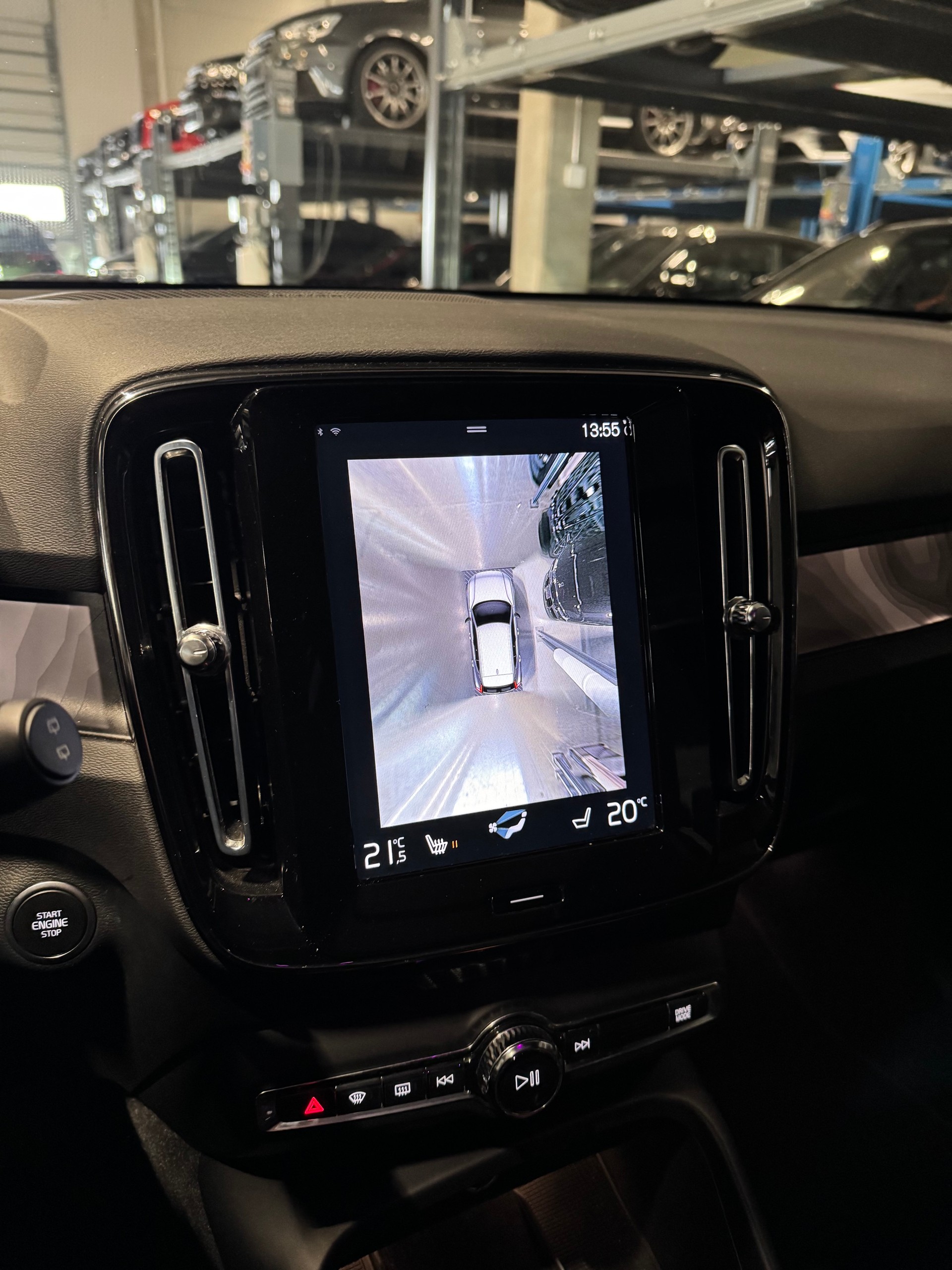 VOLVO XC40 T4 PHEV Ultimate Dark DCT-image-12