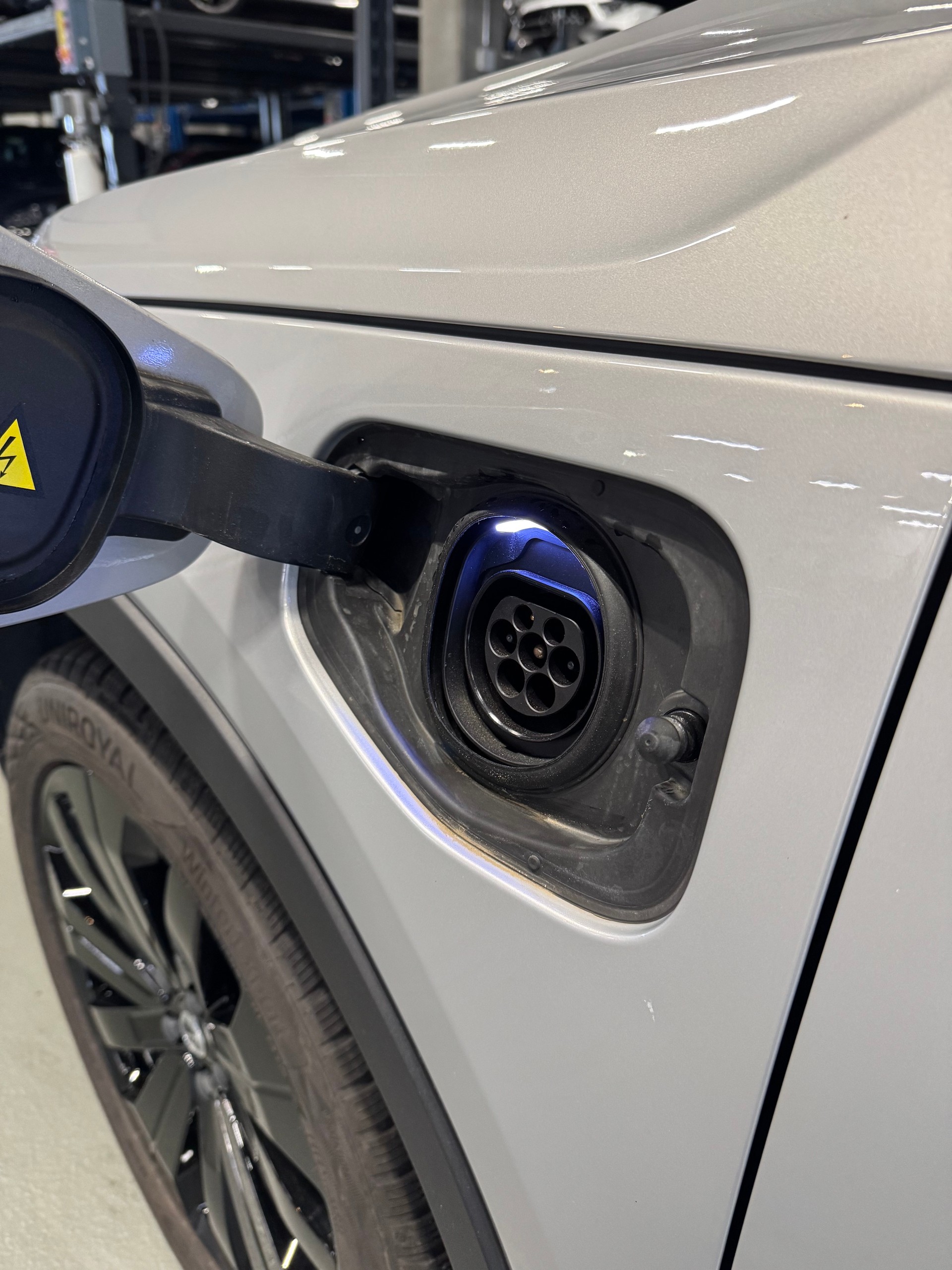 VOLVO XC40 T4 PHEV Ultimate Dark DCT-image-5