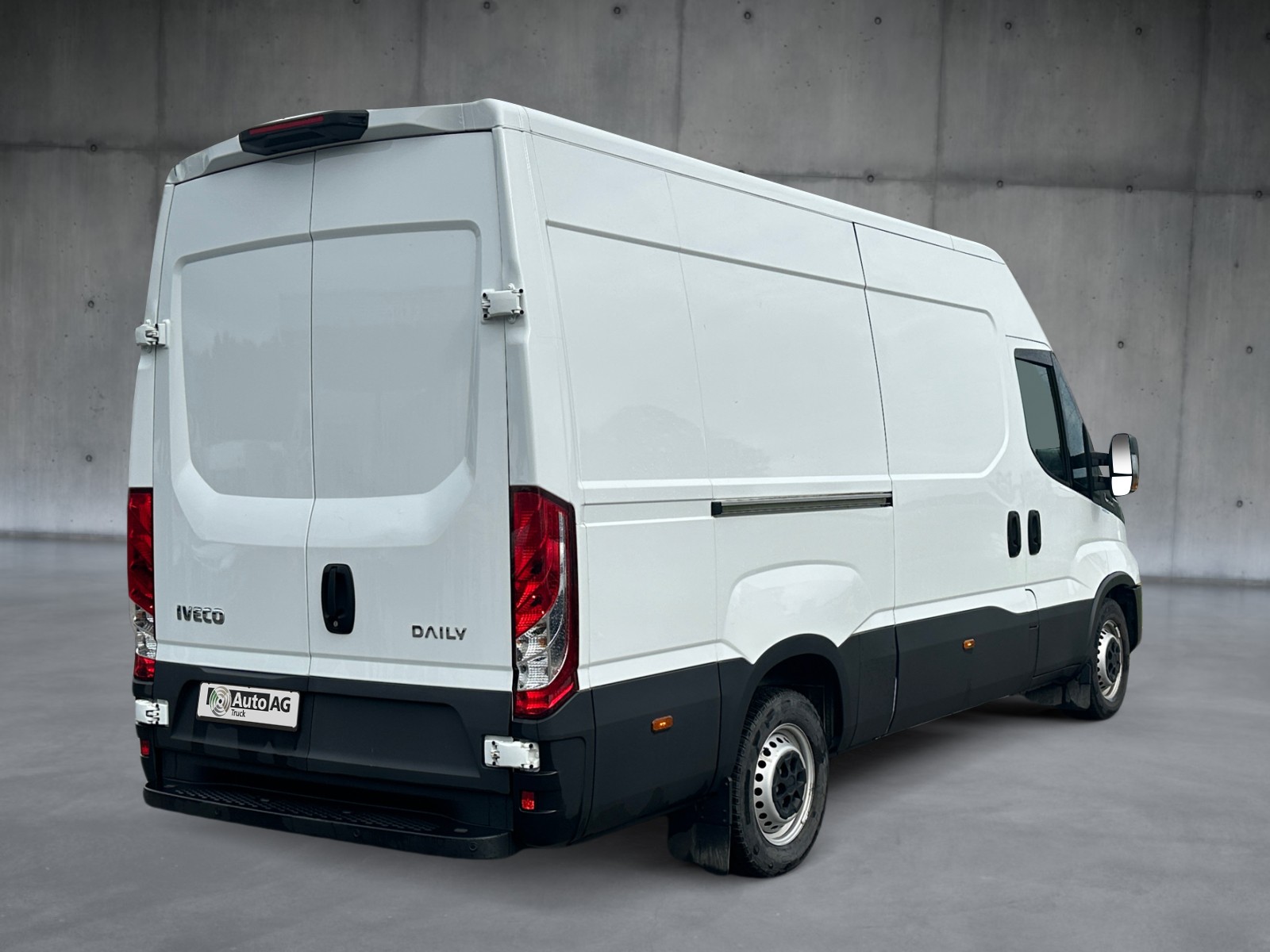 IVECO 35 S 160PS Automatik-showroom-element-3