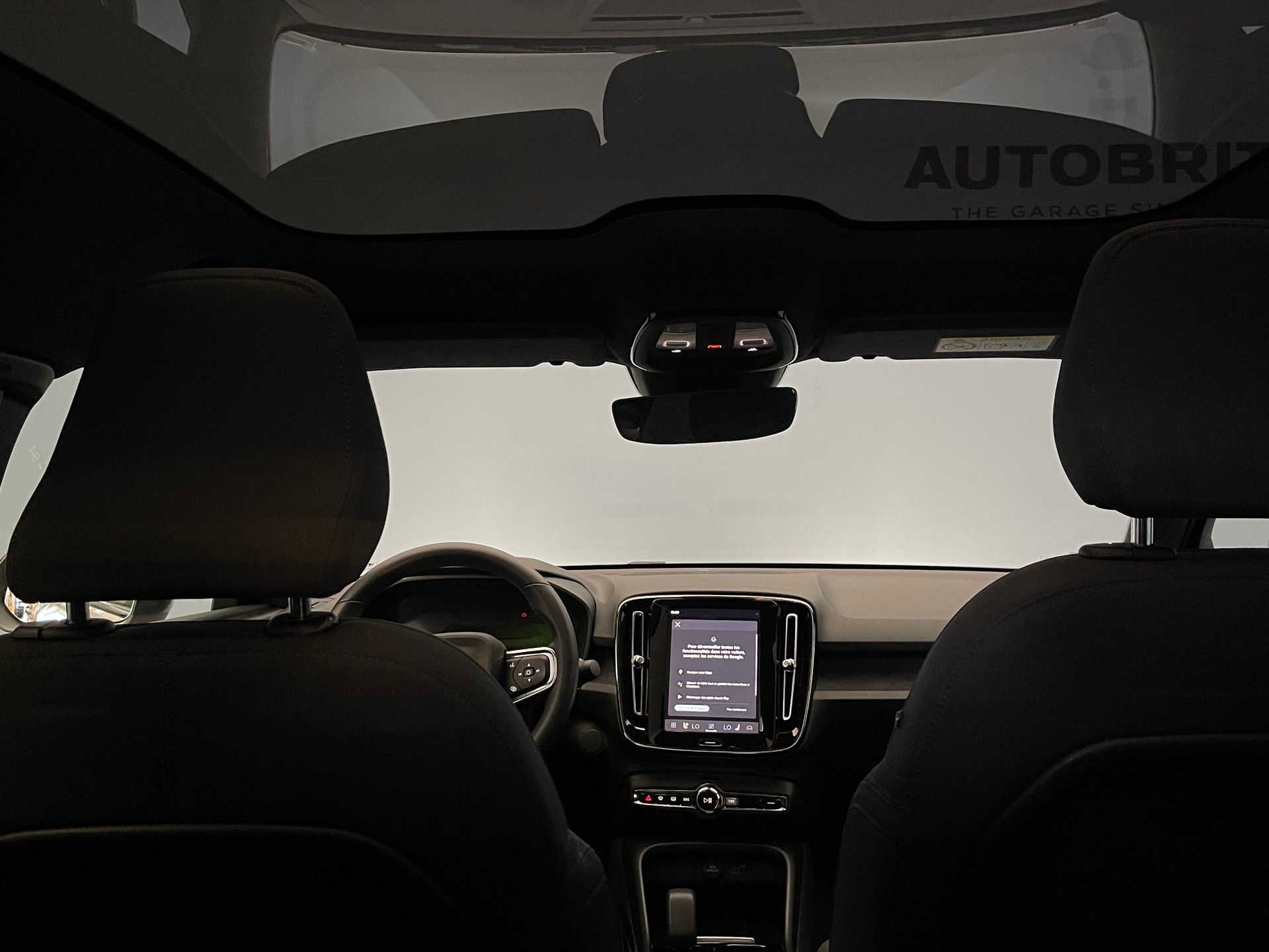 VOLVO C40 P8 Twin Recharge AWD-image-11