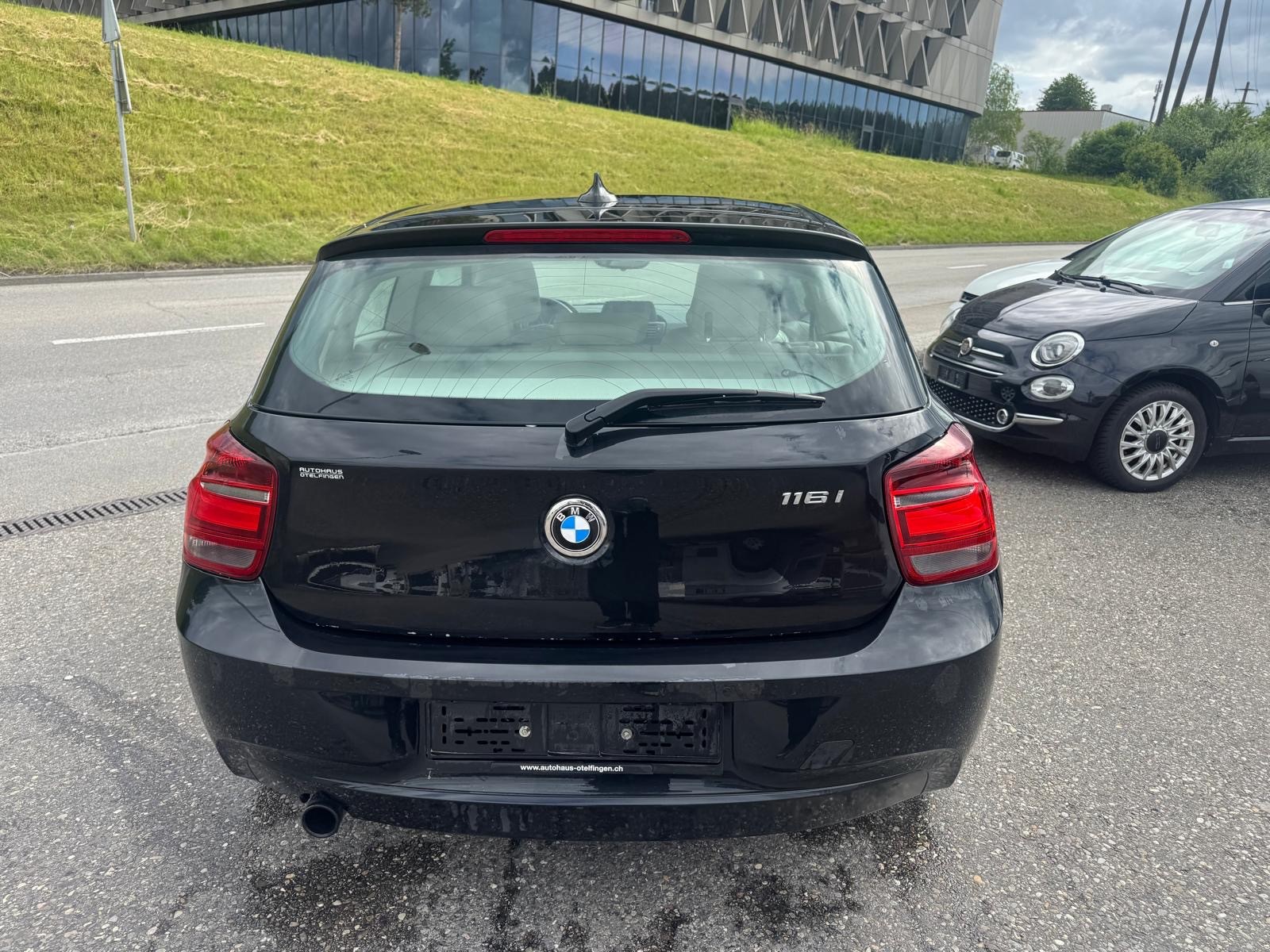BMW 116i-image-4