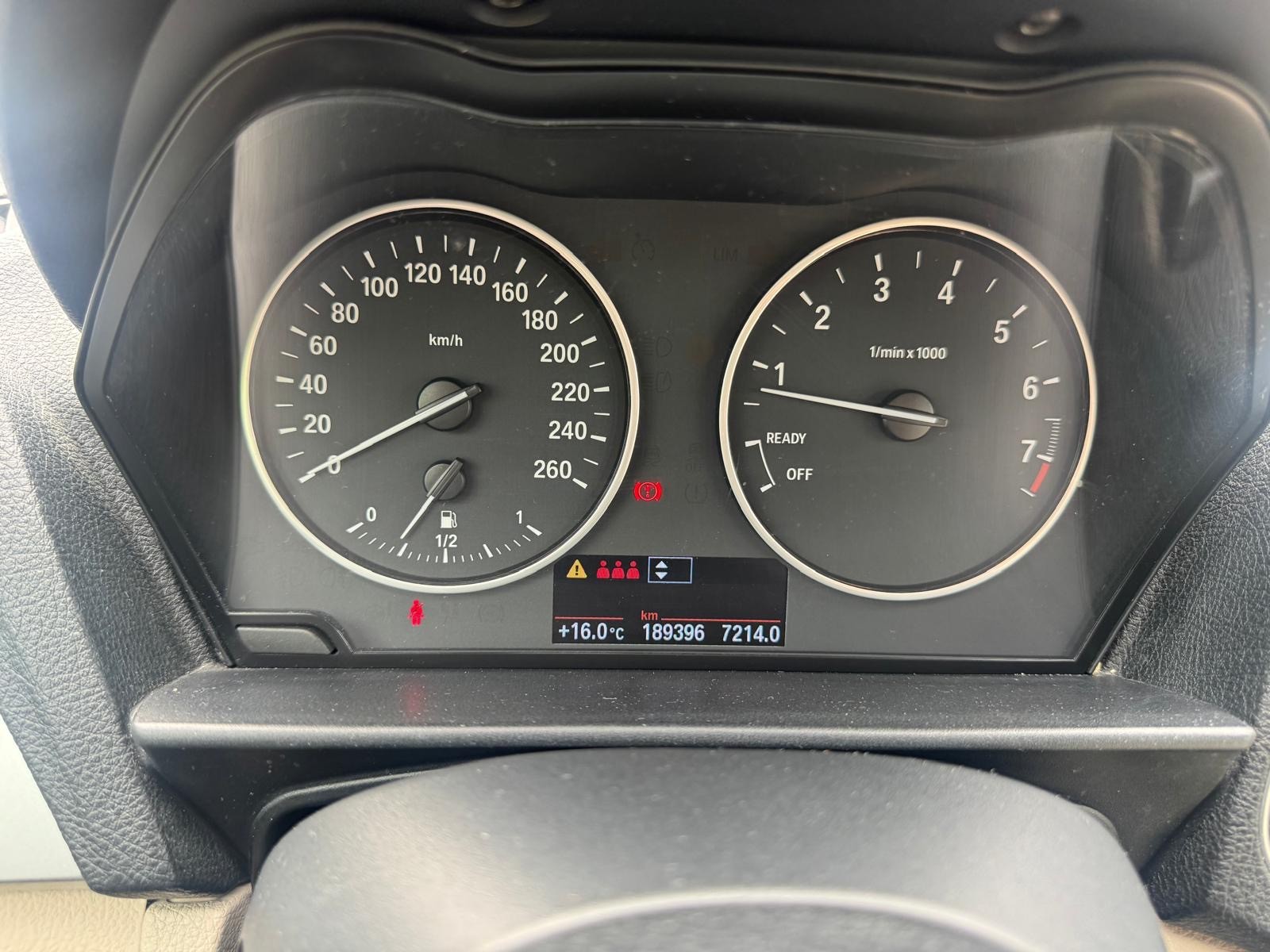 BMW 116i-image-7