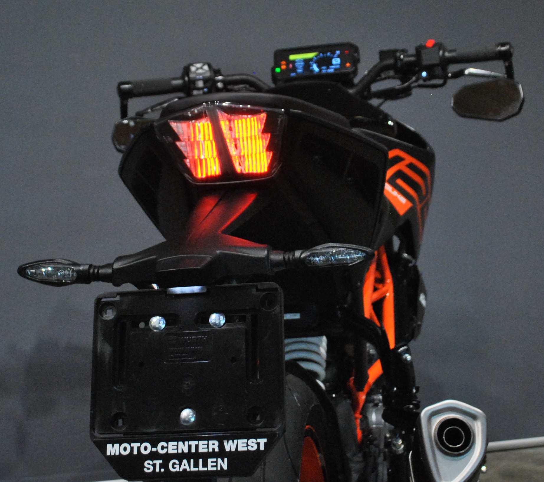 KTM 125 Duke-image-7