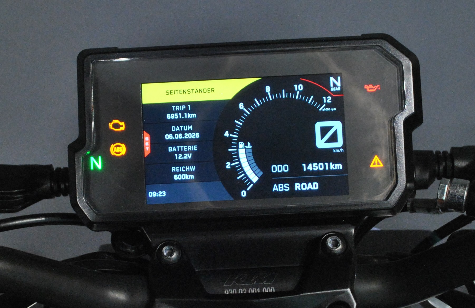 KTM 125 Duke-image-5