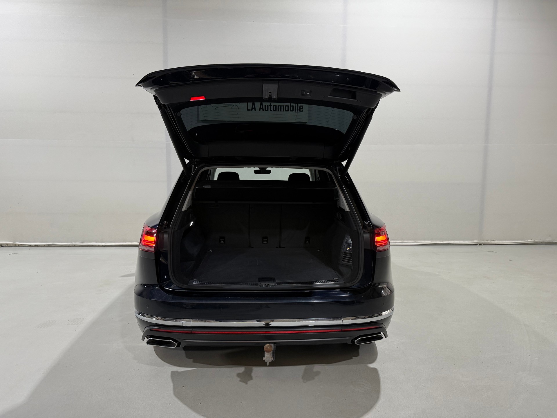 VW Touareg 3.0 TDI Elegance Tiptronic CH Fahrzeug-image-10