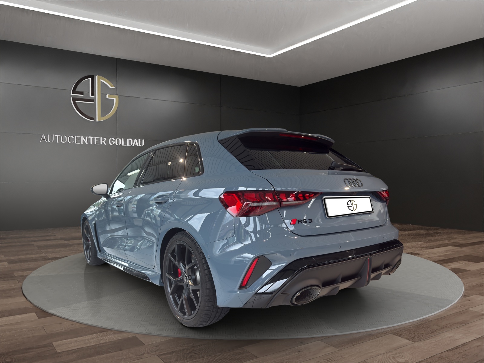 AUDI RS3 Sportback 2.5 TSI quattro S-tronic Werksgarantie bis 04/2030-showroom-element-1
