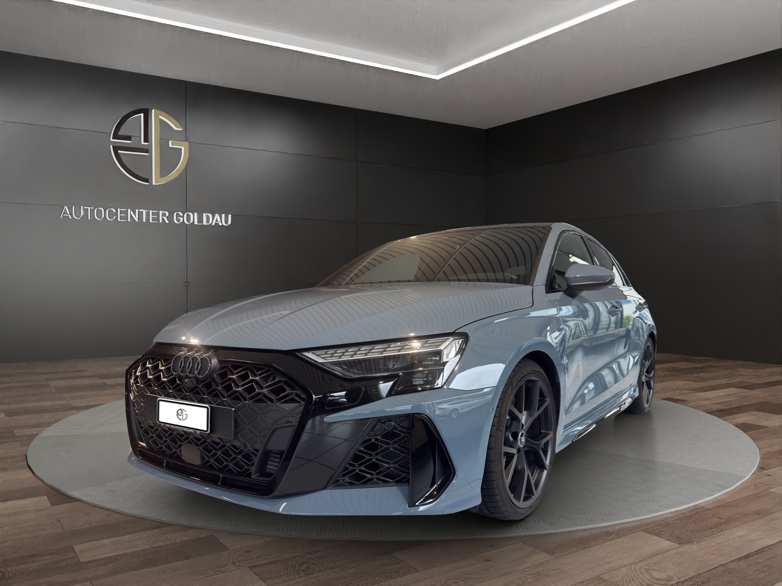 AUDI RS3 Sportback 2.5 TSI quattro S-tronic Werksgarantie bis 04/2030